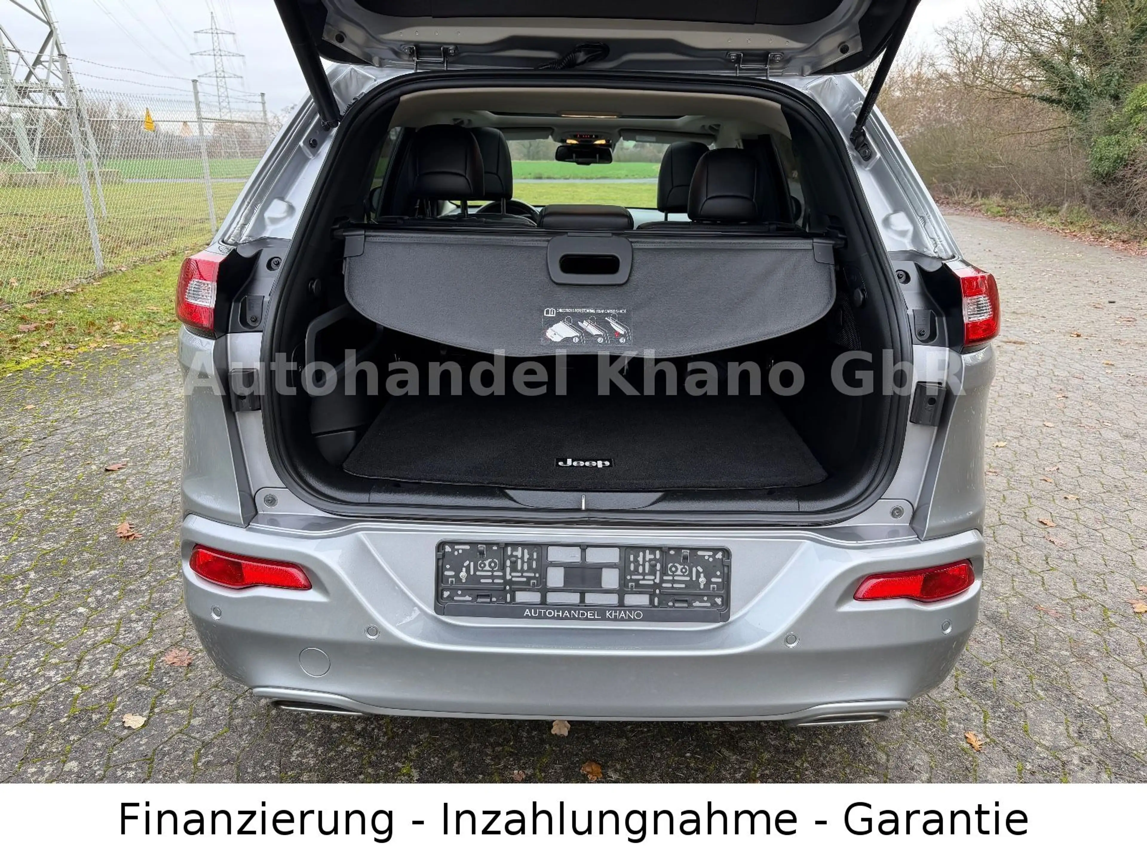 Jeep Cherokee 2.2 MultiJet 147 kW 4x4 Overland Autom. — photo 9