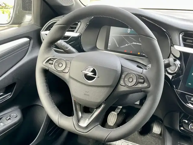 Opel Corsa view 13
