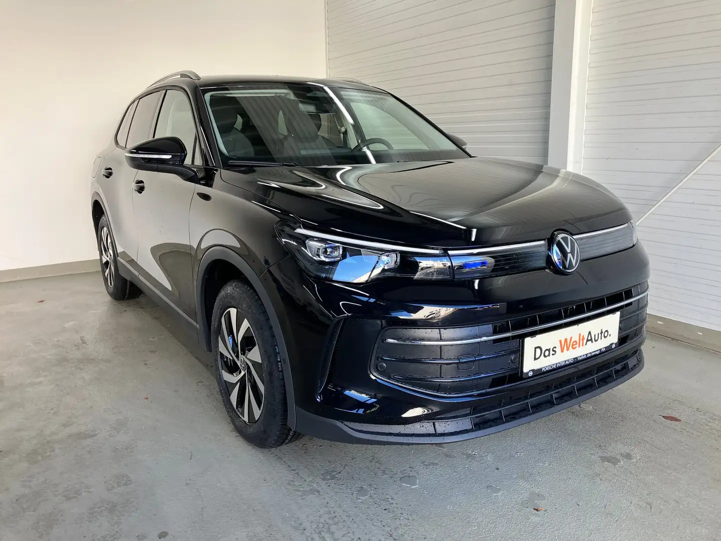 Volkswagen Tiguan Friends eTSI DSG Schwarz - 1