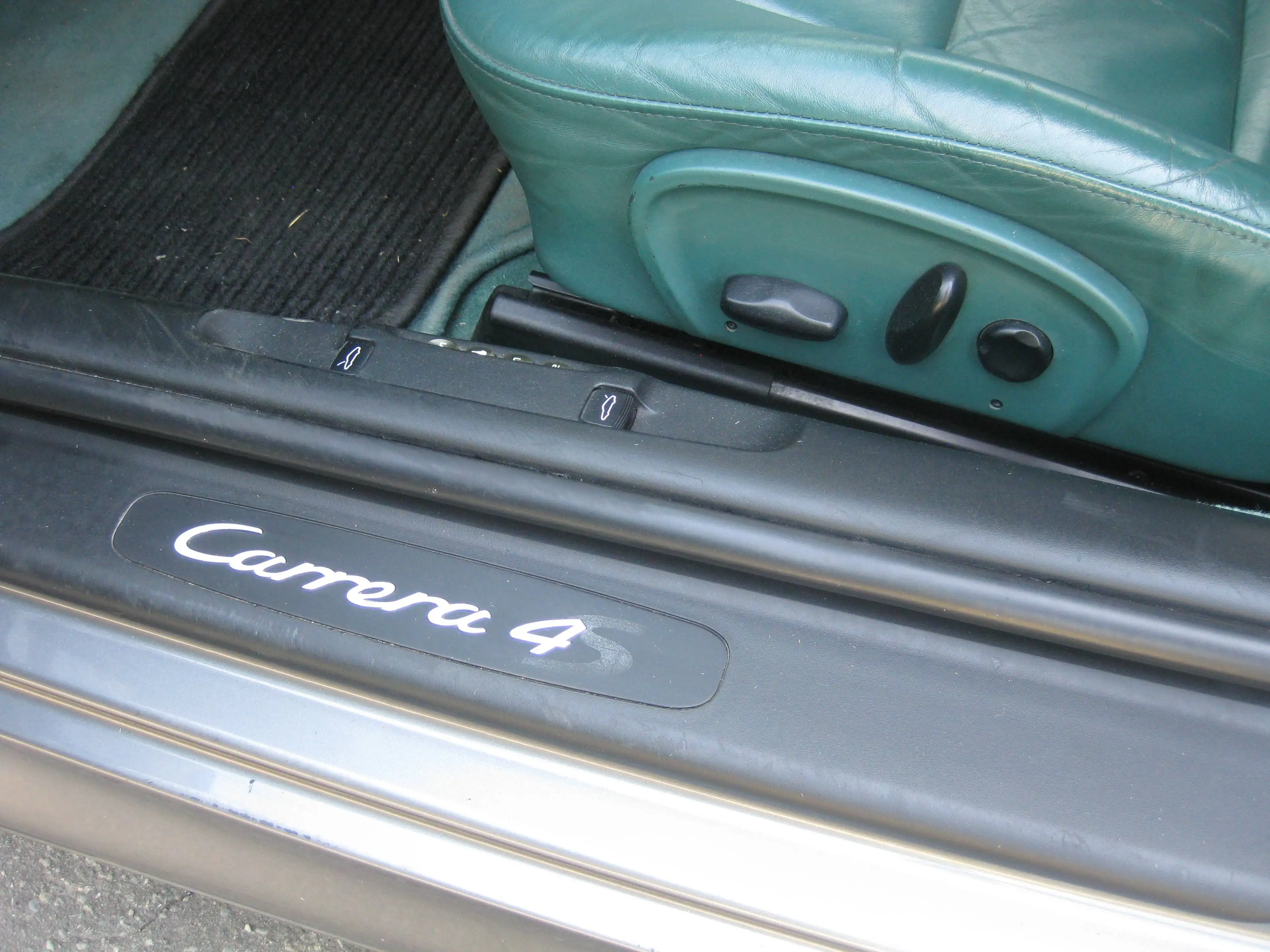 Porsche 996 911 Carrera 4S sehr gepflegt — photo 11