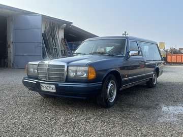 W123 Funebre 300D