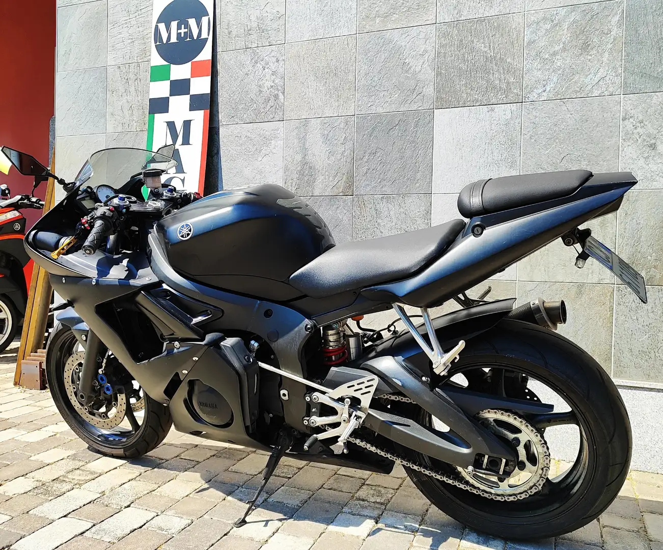 Yamaha YZF-R6 Argento - 1