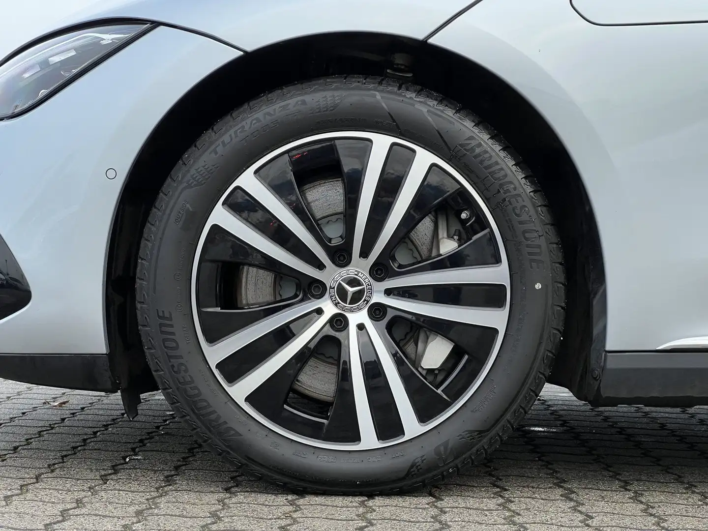 Mercedes-Benz EQE 300 Advanced Plus +Memory+Kamera+LED+Service Silber - 2