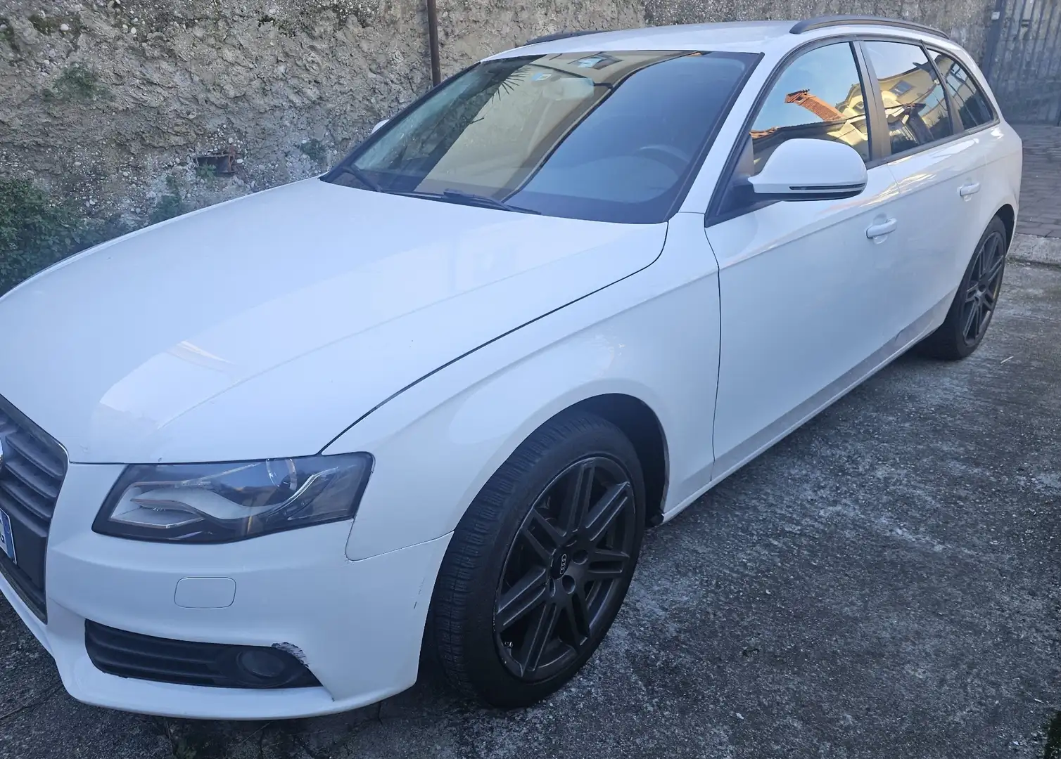 Audi A4 Avant 2.0 tdi multitronic Fap - 1