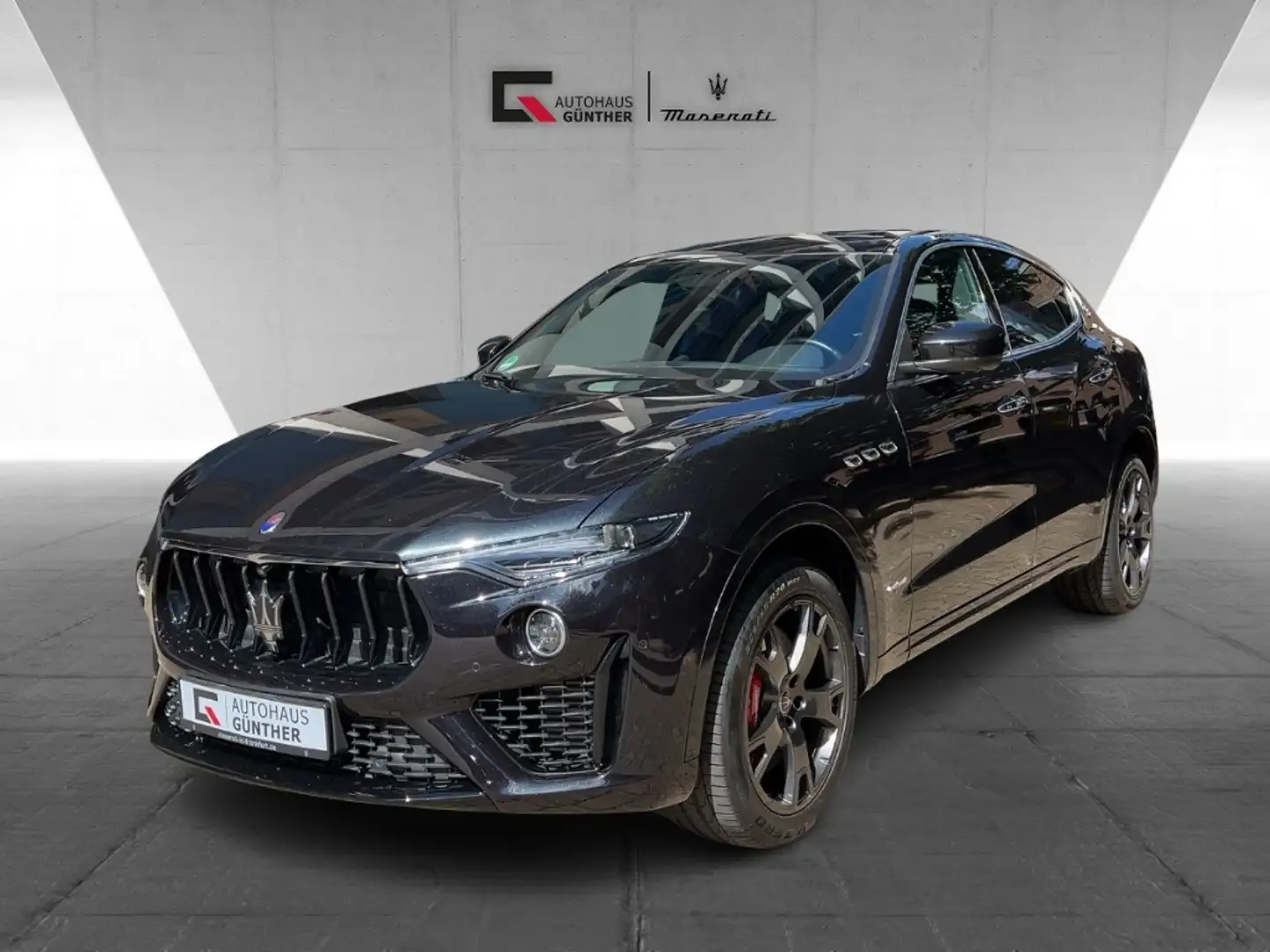 Maserati Levante GranSport FACELIFT & MASERATI APPROVED Zwart - 1