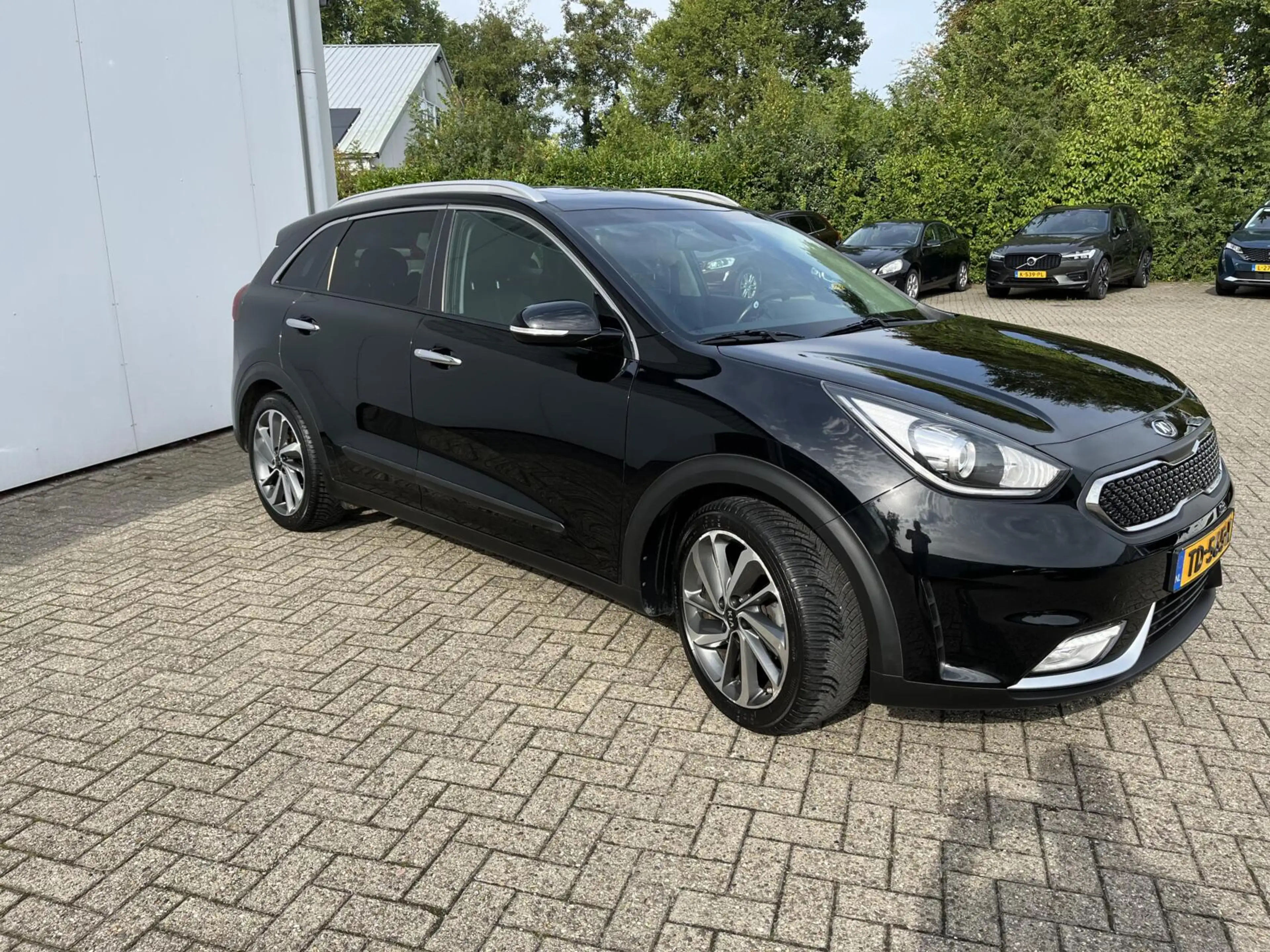 Kia Niro 1.6 GDi Hybrid Edition|schuifdak|stuur/stoelverw.| — photo 3