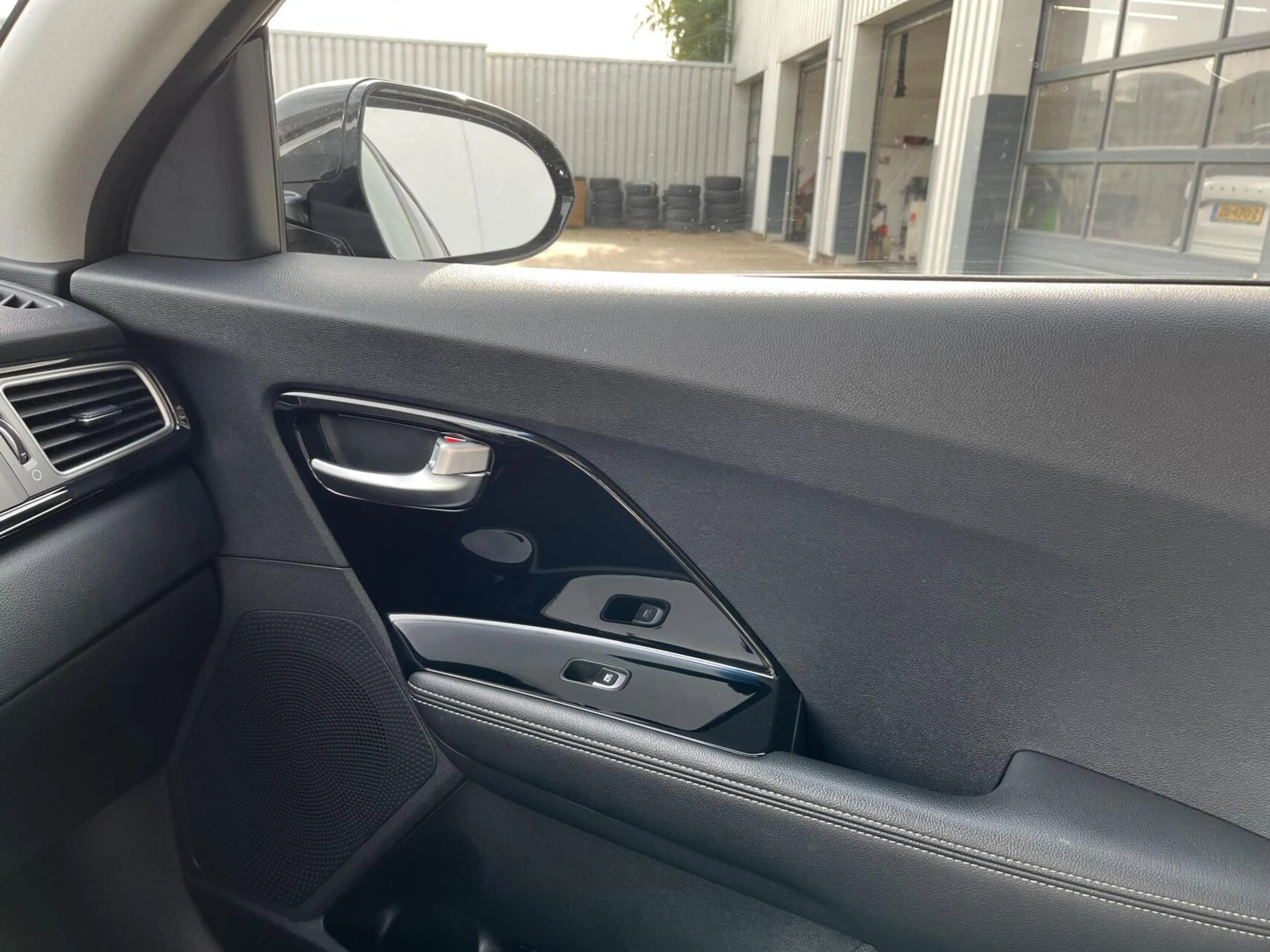 Kia Niro 1.6 GDi Hybrid Edition|schuifdak|stuur/stoelverw.| — photo 8