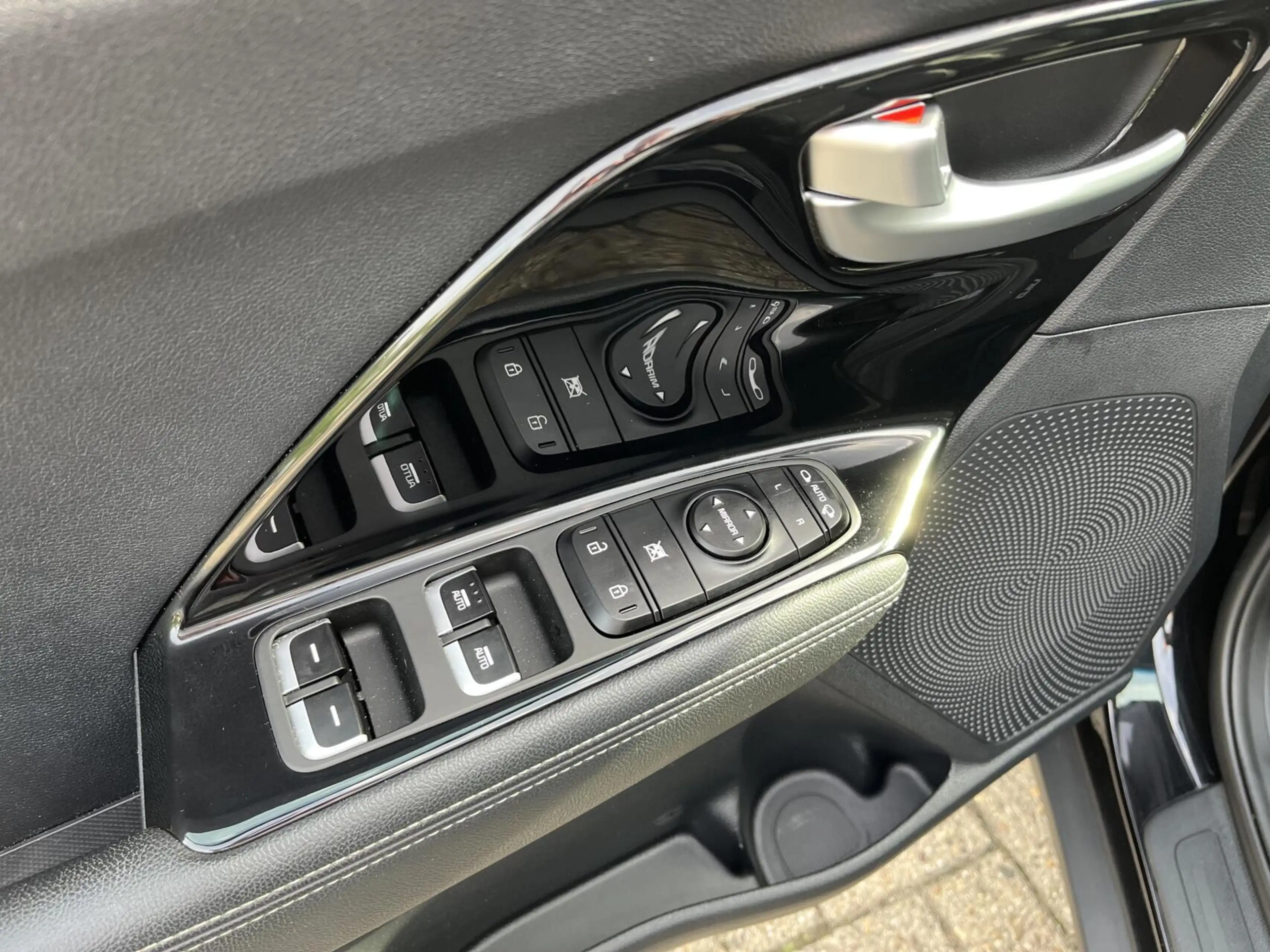 Kia Niro 1.6 GDi Hybrid Edition|schuifdak|stuur/stoelverw.| — photo 7