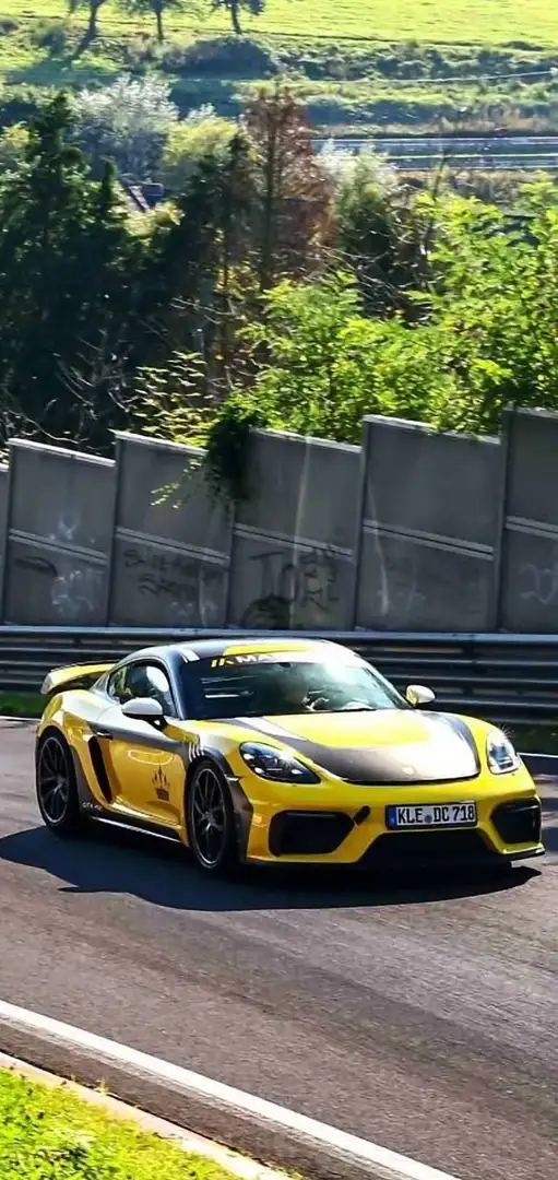 Porsche Cayman 718 GT4 PDK Manthey MR Kit Žlutá - 2