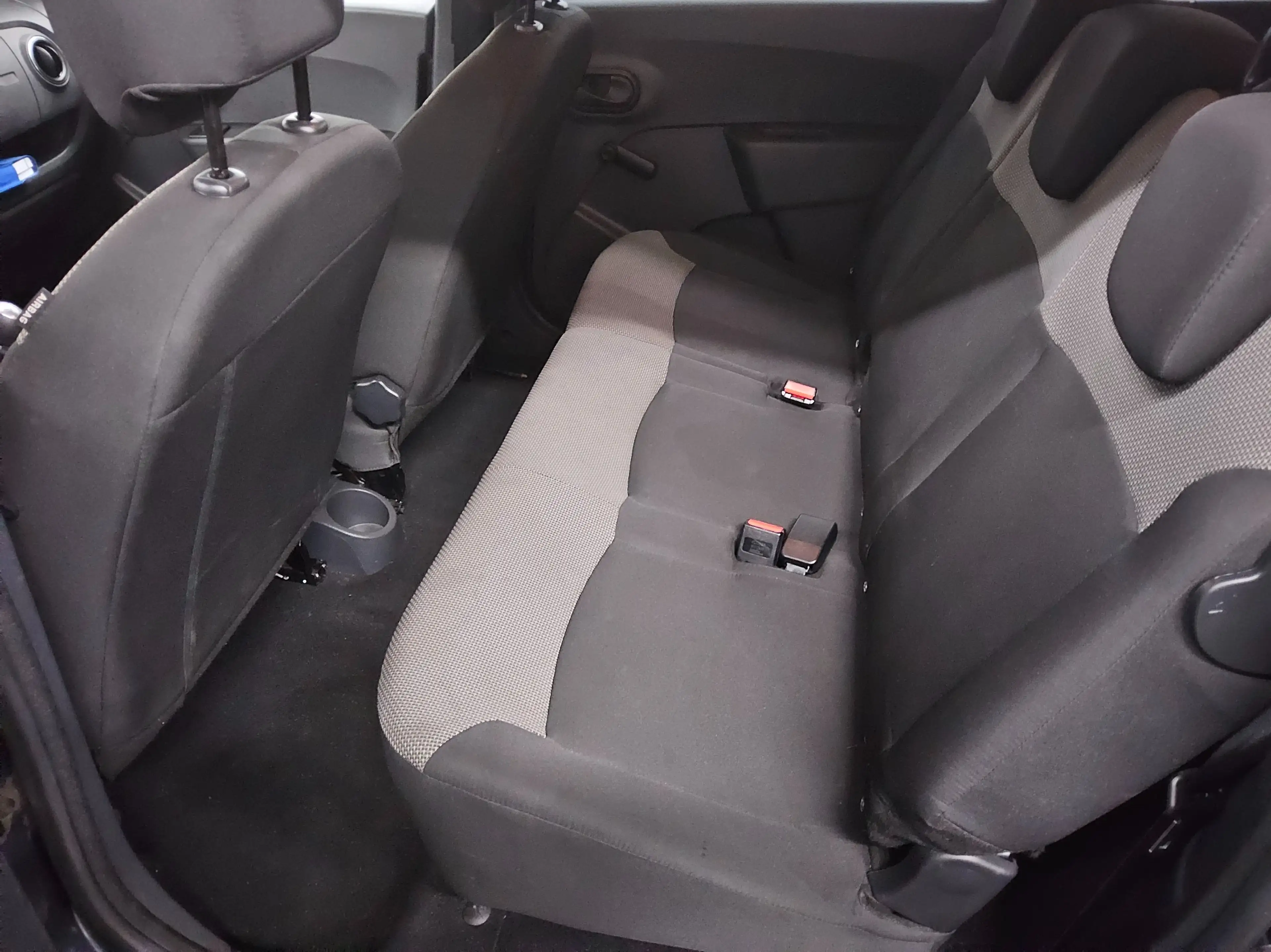 Dacia Lodgy 1.3 TCe Start 7-Sitze AHK Shz PDC — photo 13