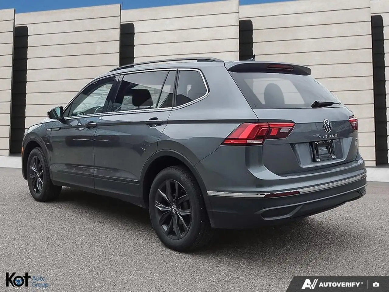 Volkswagen Tiguan photo Volkswagen Tiguan