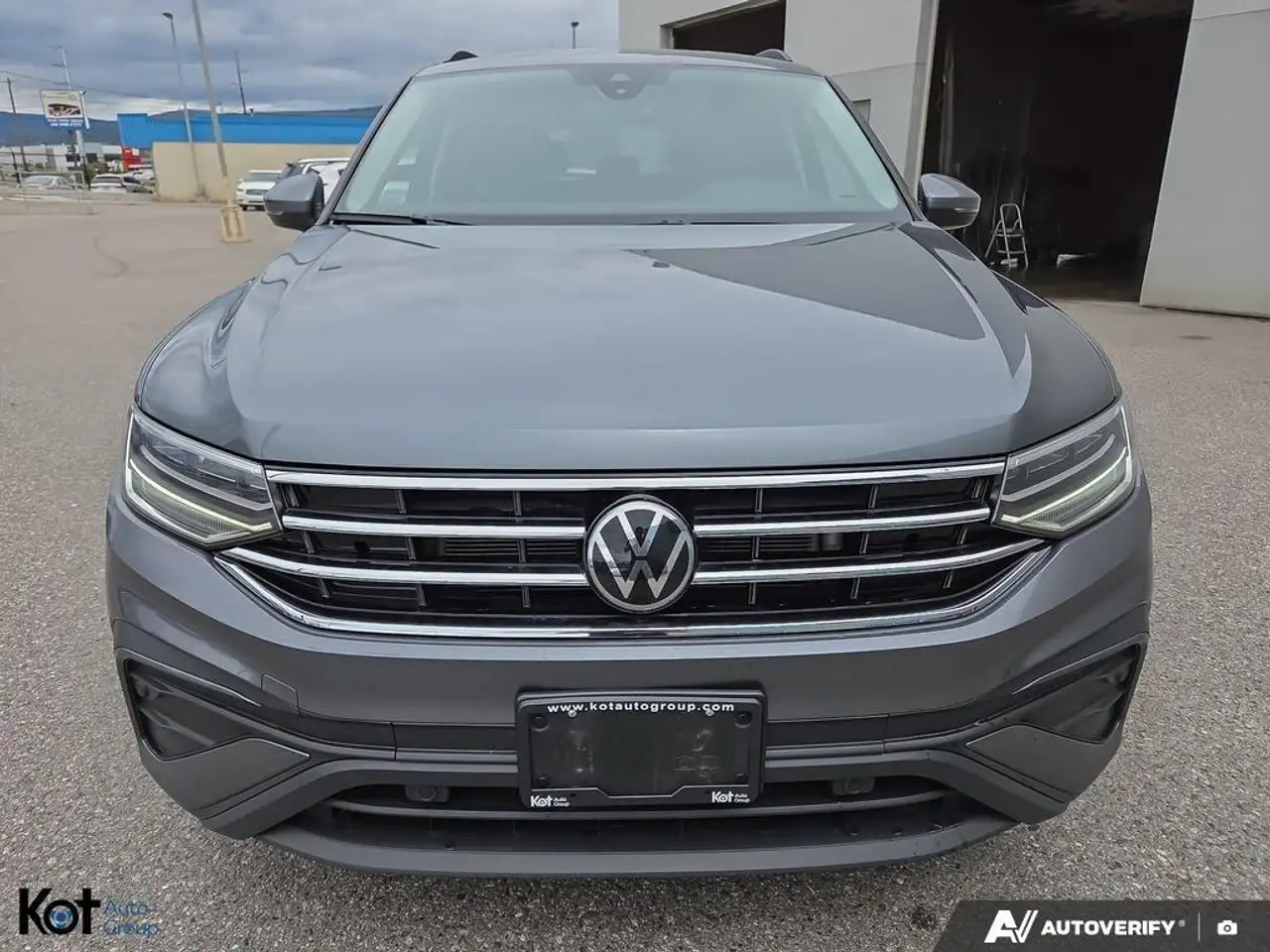 Volkswagen Tiguan photo Volkswagen Tiguan