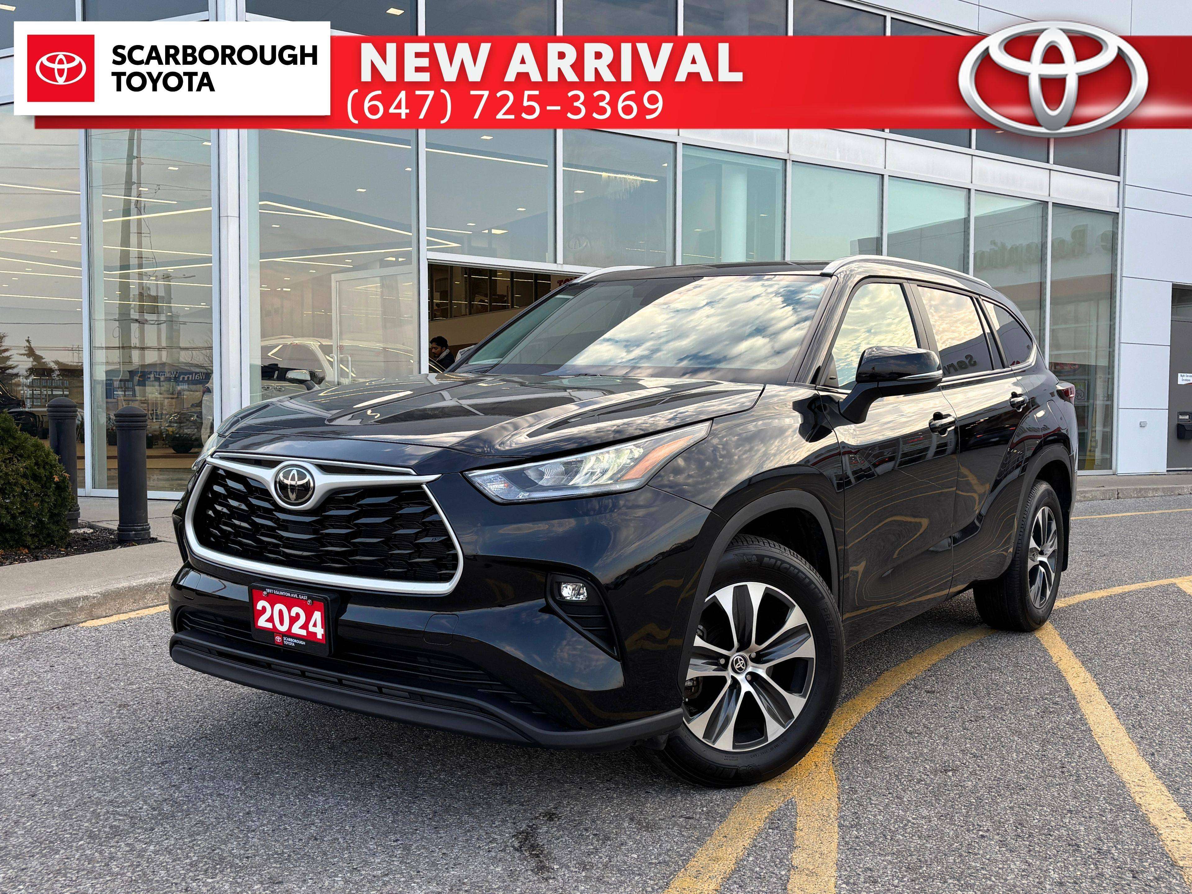 Black 2024 Toyota Highlander SUV / Crossover  Automatic