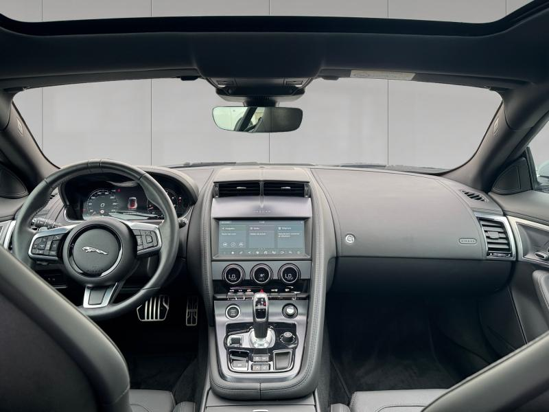 Jaguar F-Type Coupé P300 R-Dynamic 2 YEARS WARRANTY — photo 4