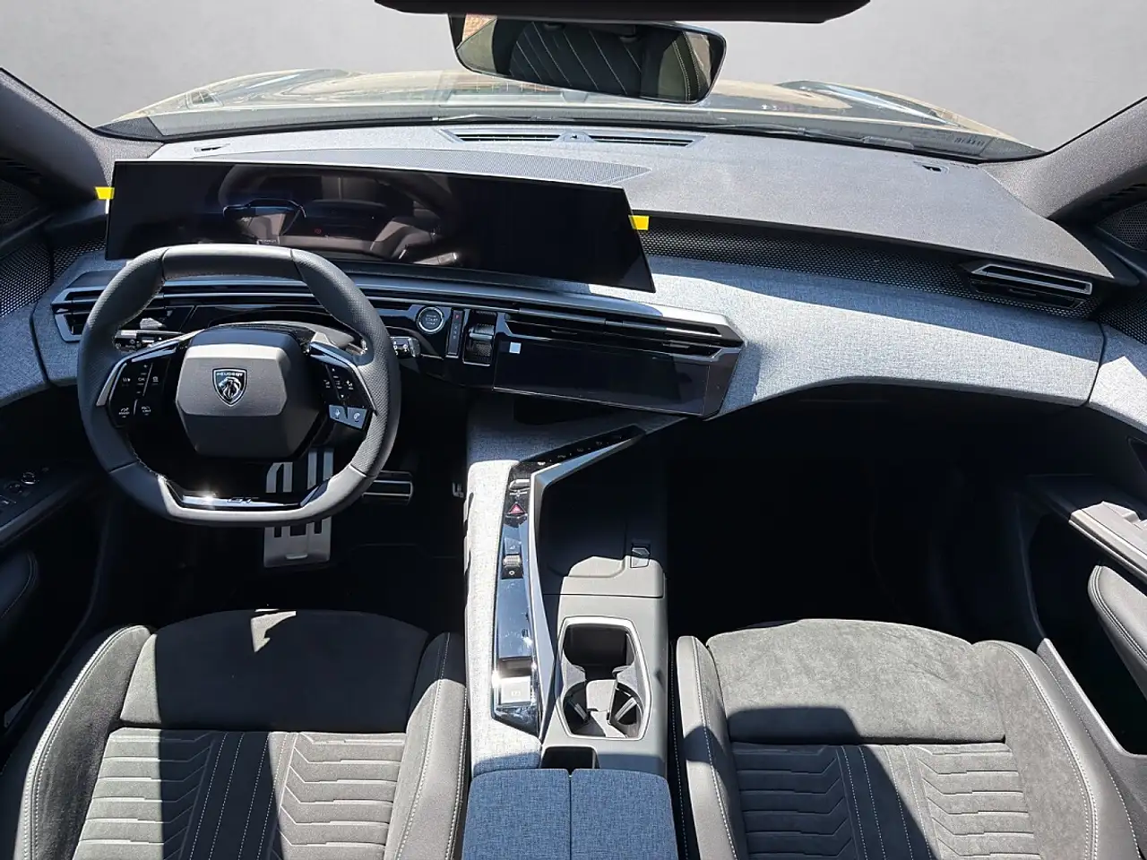 Peugeot 5008 2026 — фото 12