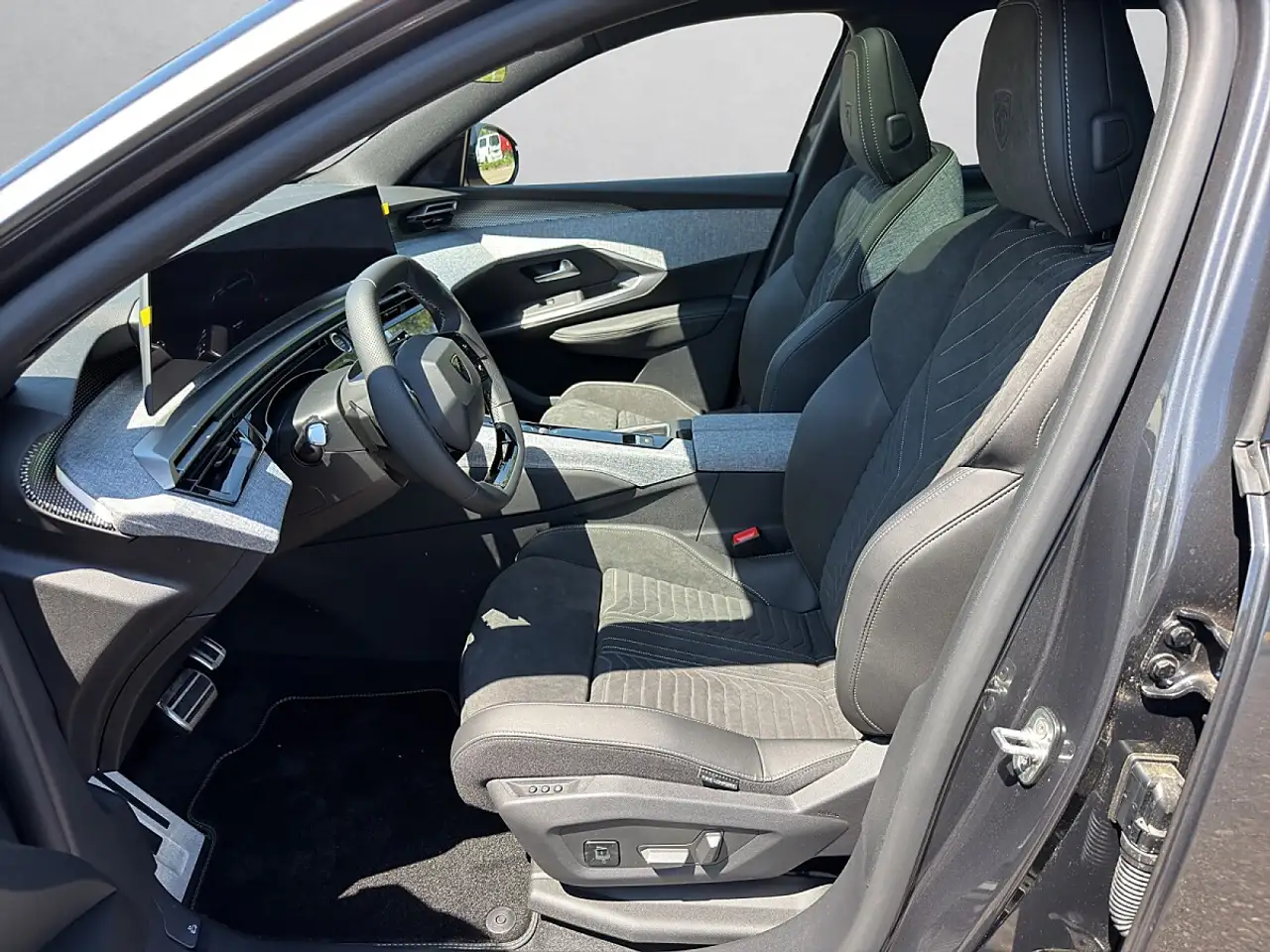 Peugeot 5008 2026 — фото 10