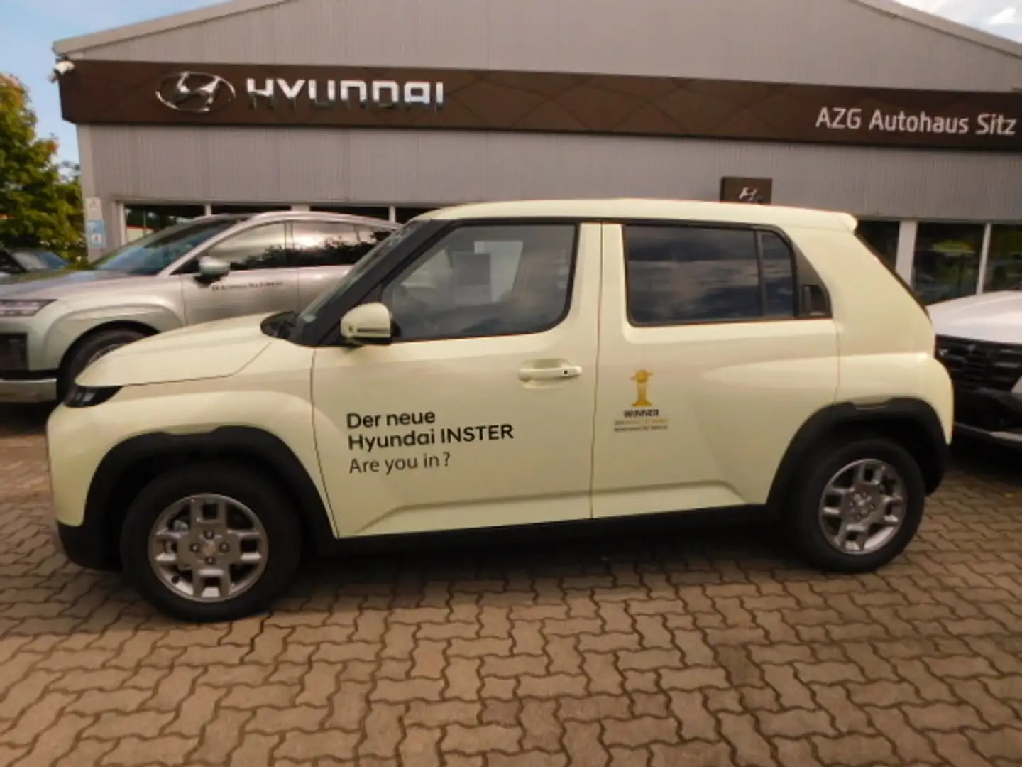 Hyundai Inster Elektro 71 kW FWD Trend Jaune - 2