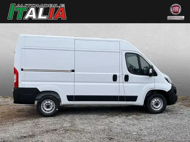 Fiat Ducato view 5