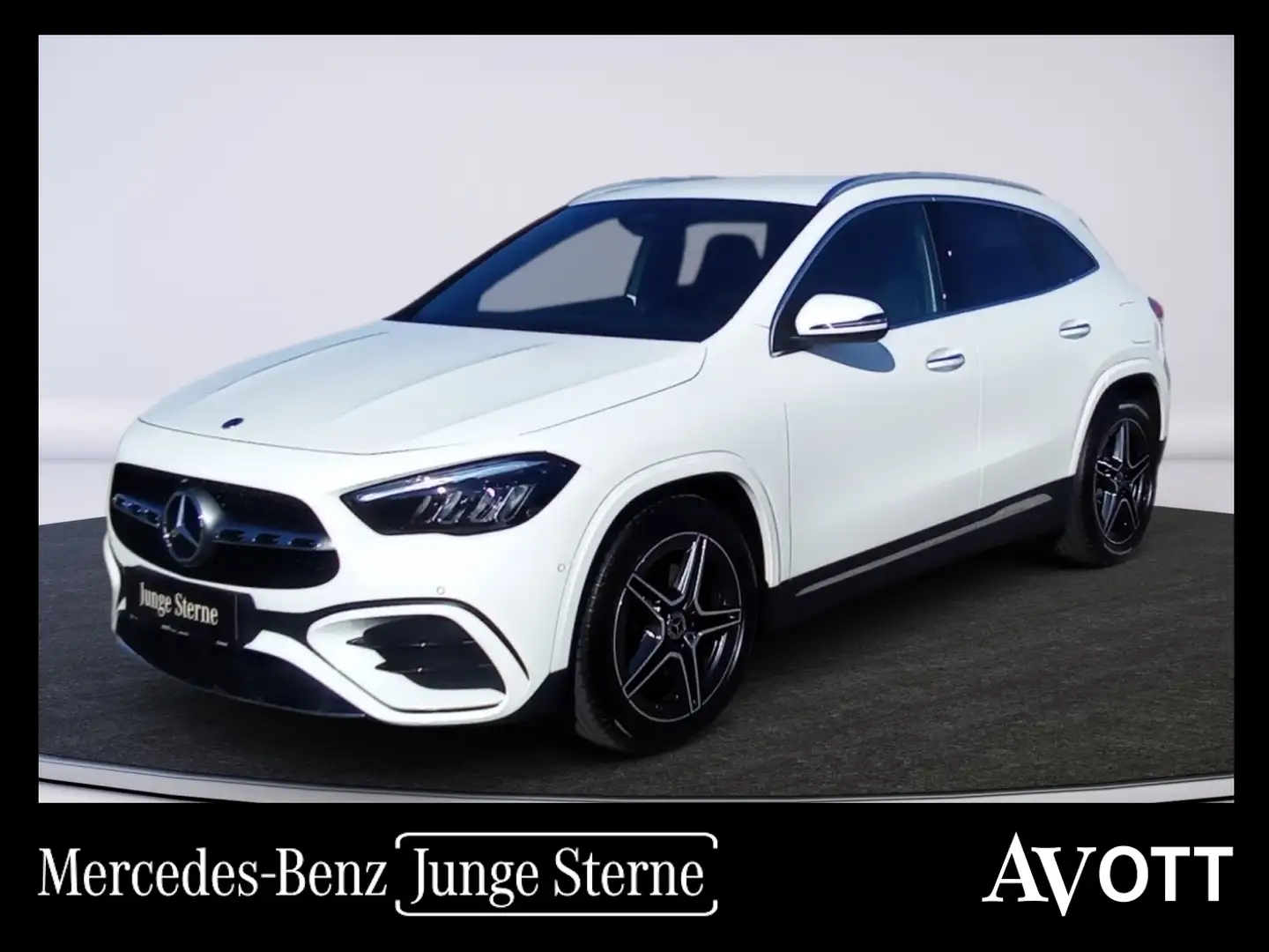 Mercedes-Benz GLA 180 AMG-Line Weiß - 1