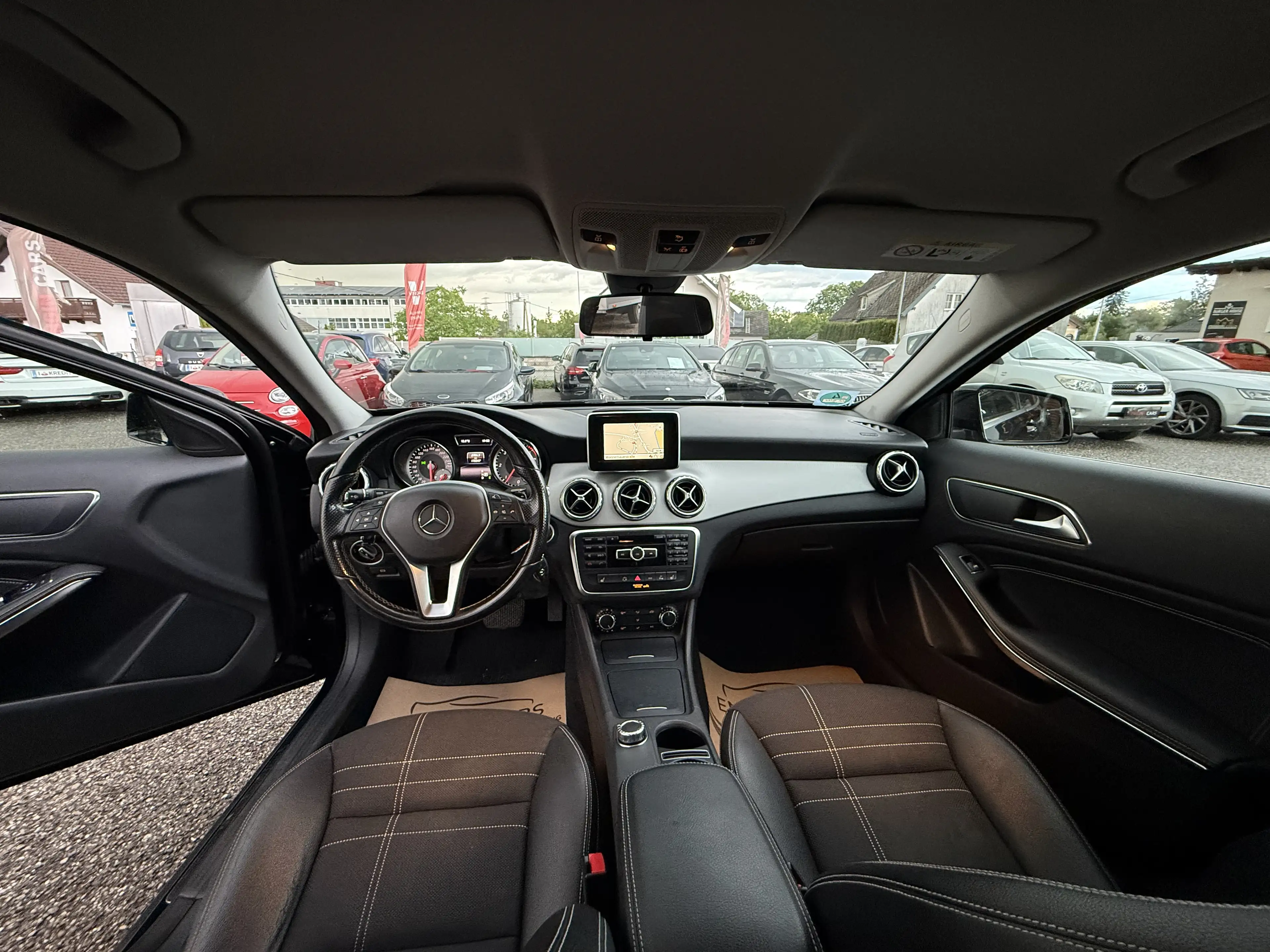 Mercedes-Benz GLA 220 AMG-Line — photo 13