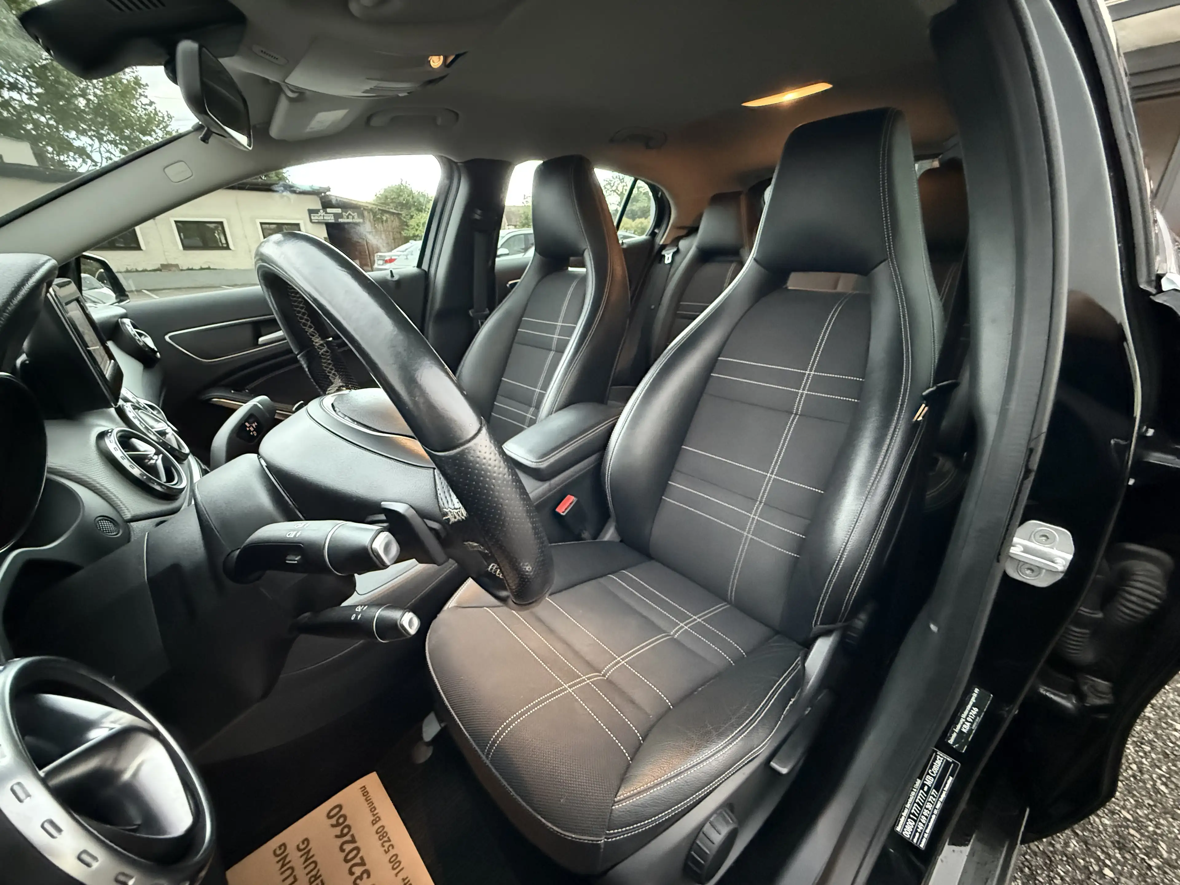 Mercedes-Benz GLA 220 AMG-Line — photo 12