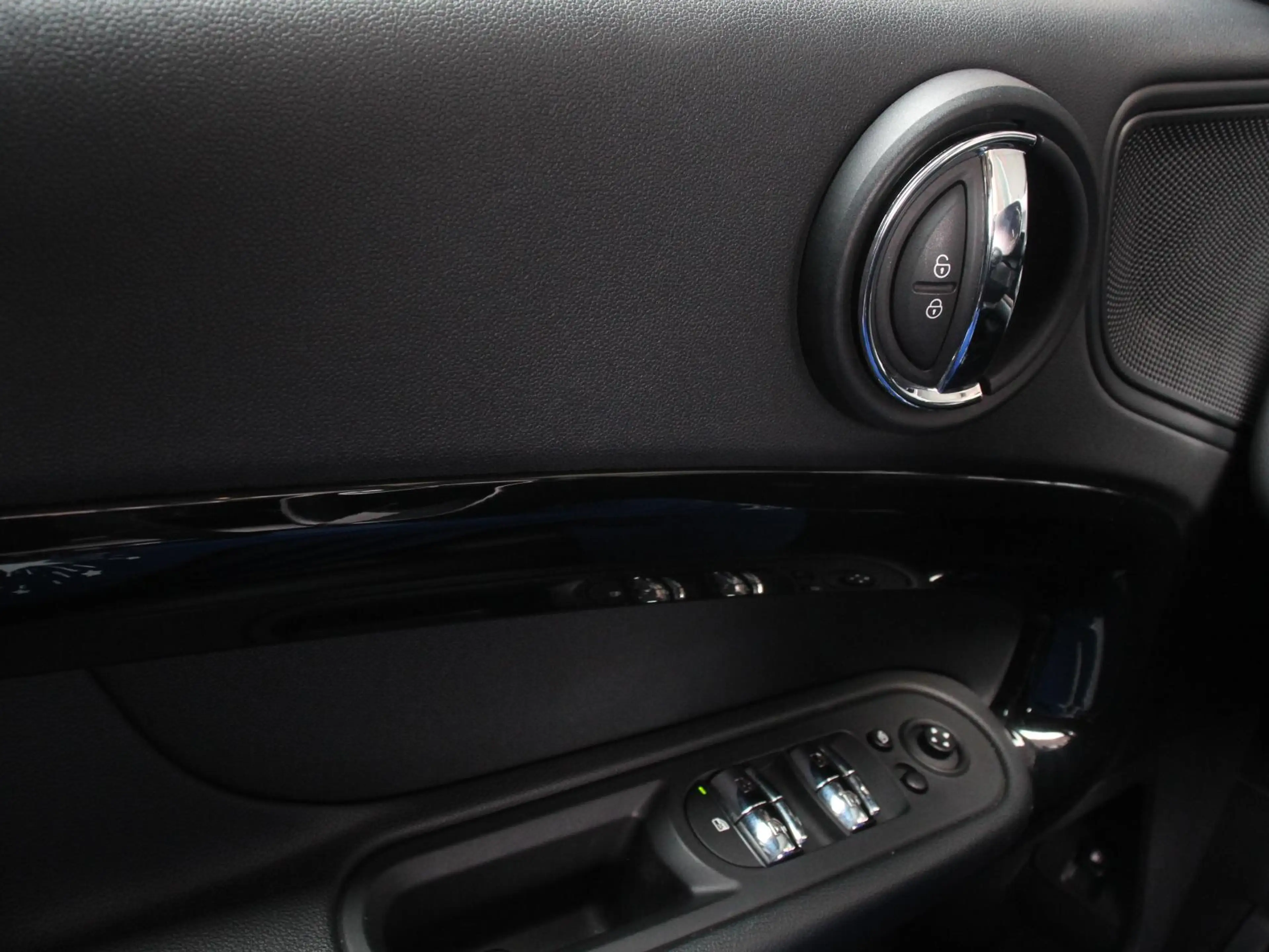 MINI Cooper SE Countryman 1.5 ALL4 PHEV Navigatie Climate Control Lichtmetal — photo 10