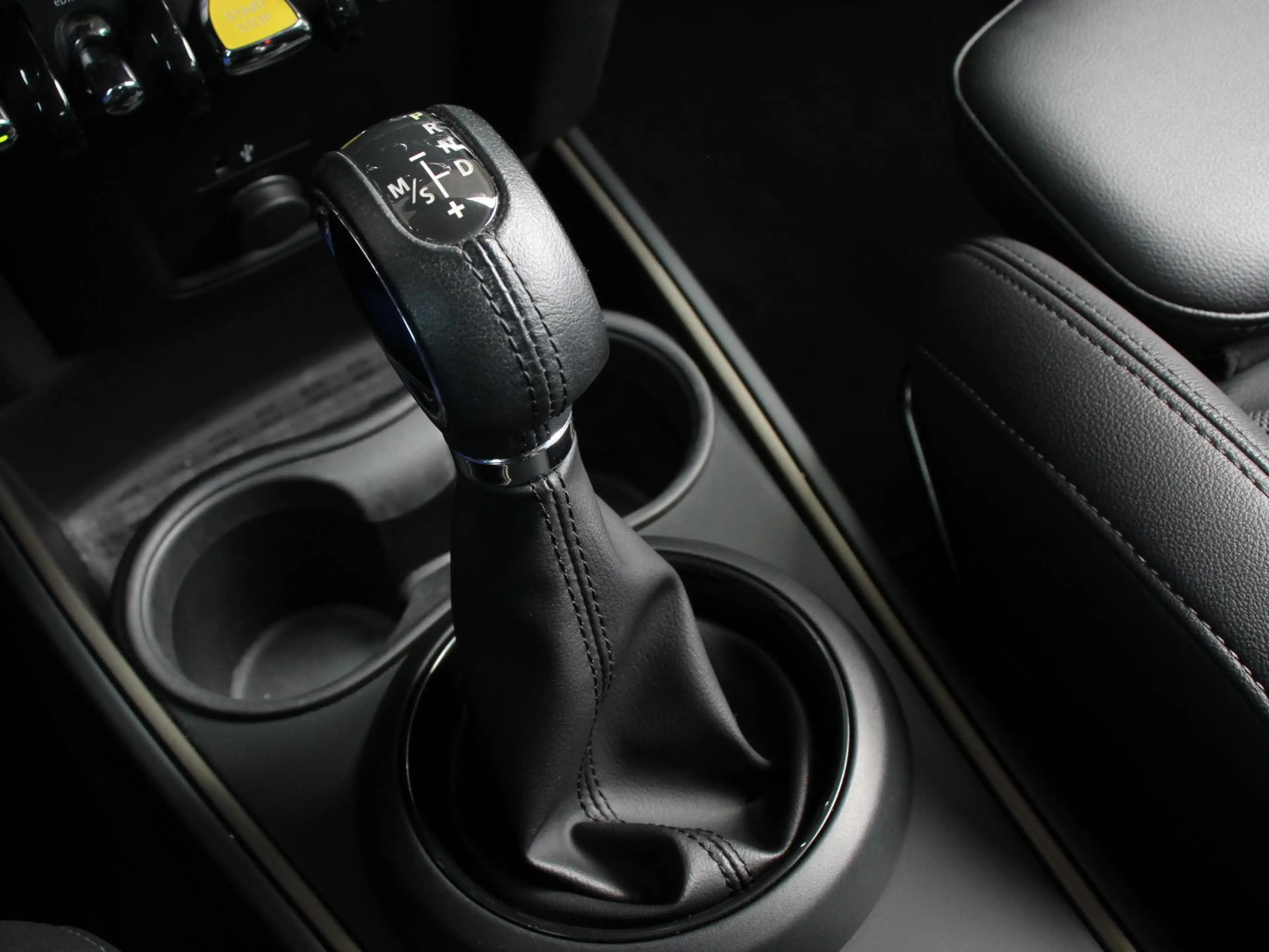 MINI Cooper SE Countryman 1.5 ALL4 PHEV Navigatie Climate Control Lichtmetal — photo 19
