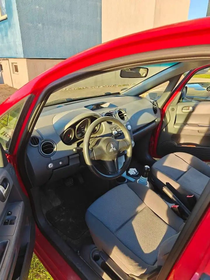 Mitsubishi Colt