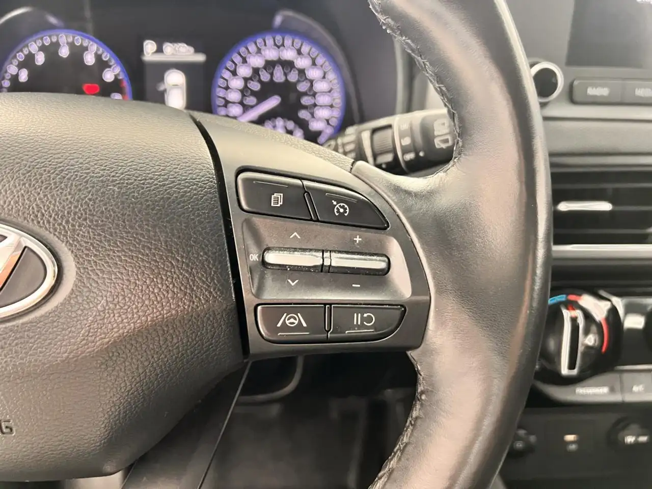 Hyundai KONA photo Hyundai KONA