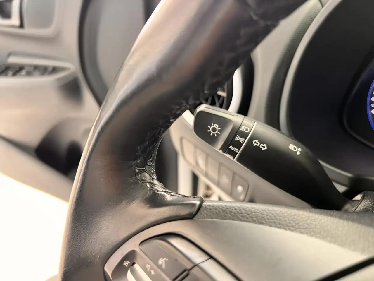 Hyundai KONA photo Hyundai KONA