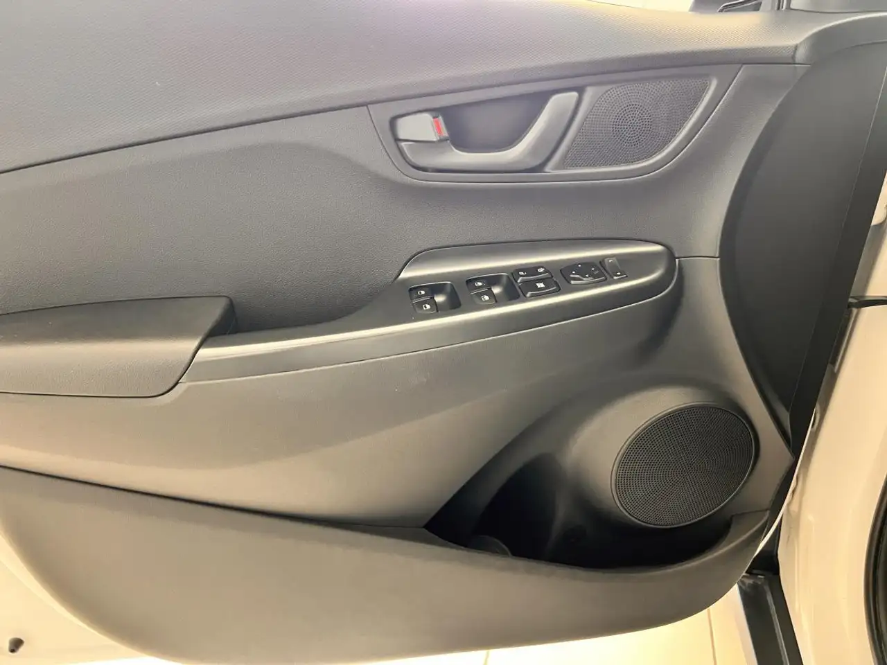 Hyundai KONA photo Hyundai KONA