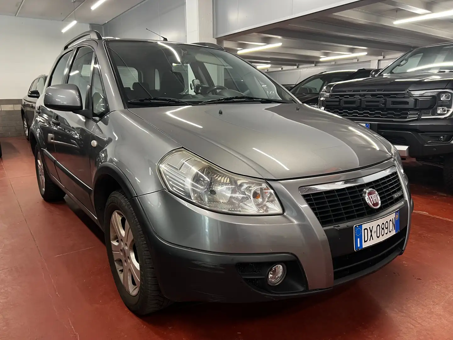 Fiat Sedici Sedici 1.9 mjt 4x4 120cv Gris - 1