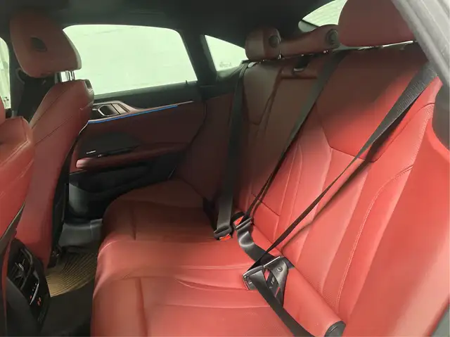 BMW i4 2023 — photo 2