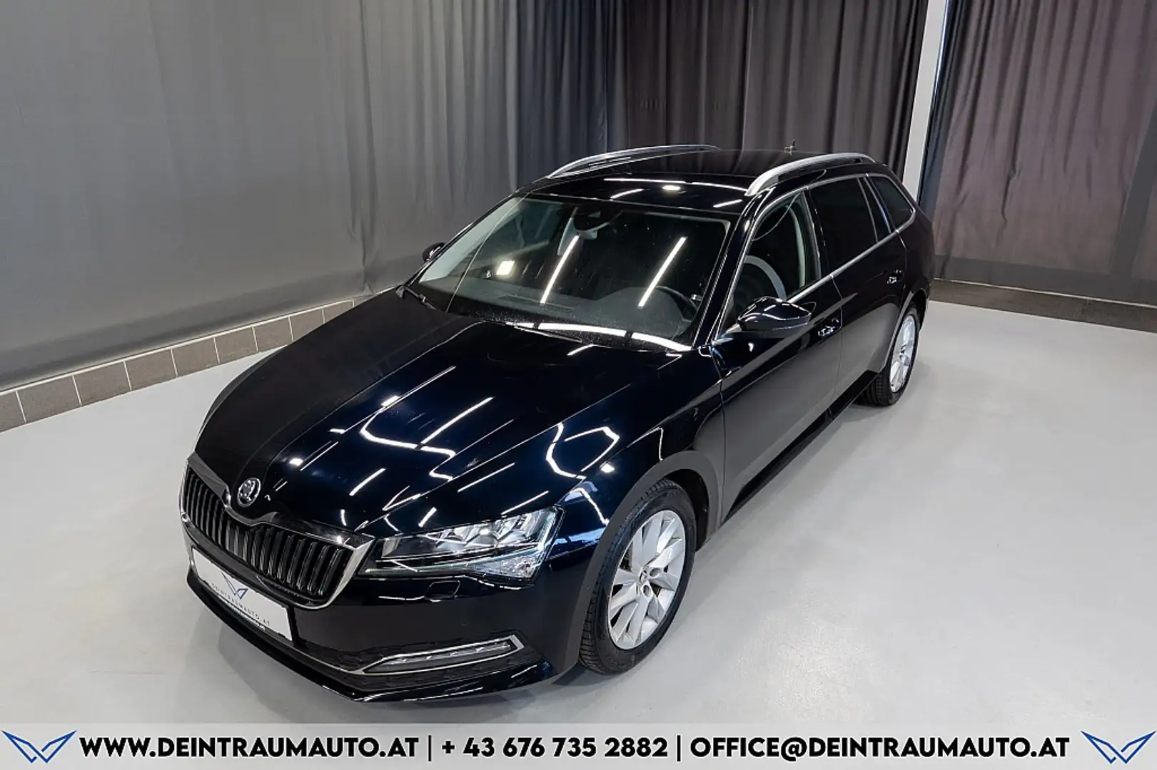 Skoda Superb Kombi 1,6 TDI Style DSG*AHK*R-KAMERA*SHZ* Schwarz - 2