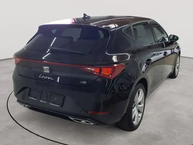 Seat Leon view 4