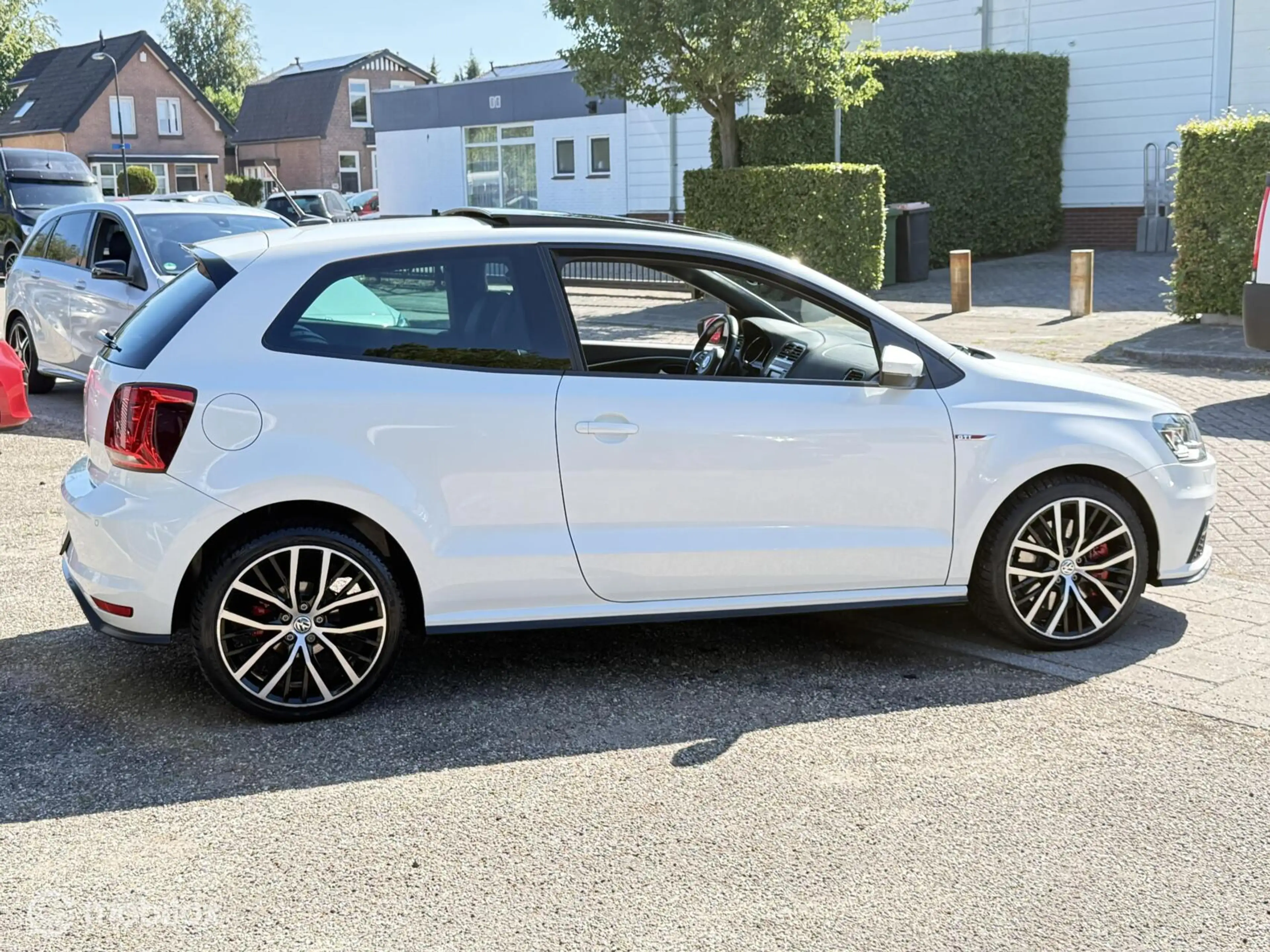 Volkswagen Polo GTI 1.8 TSI VOL OPTIES PANO ALCANTARA DEALER — photo 6
