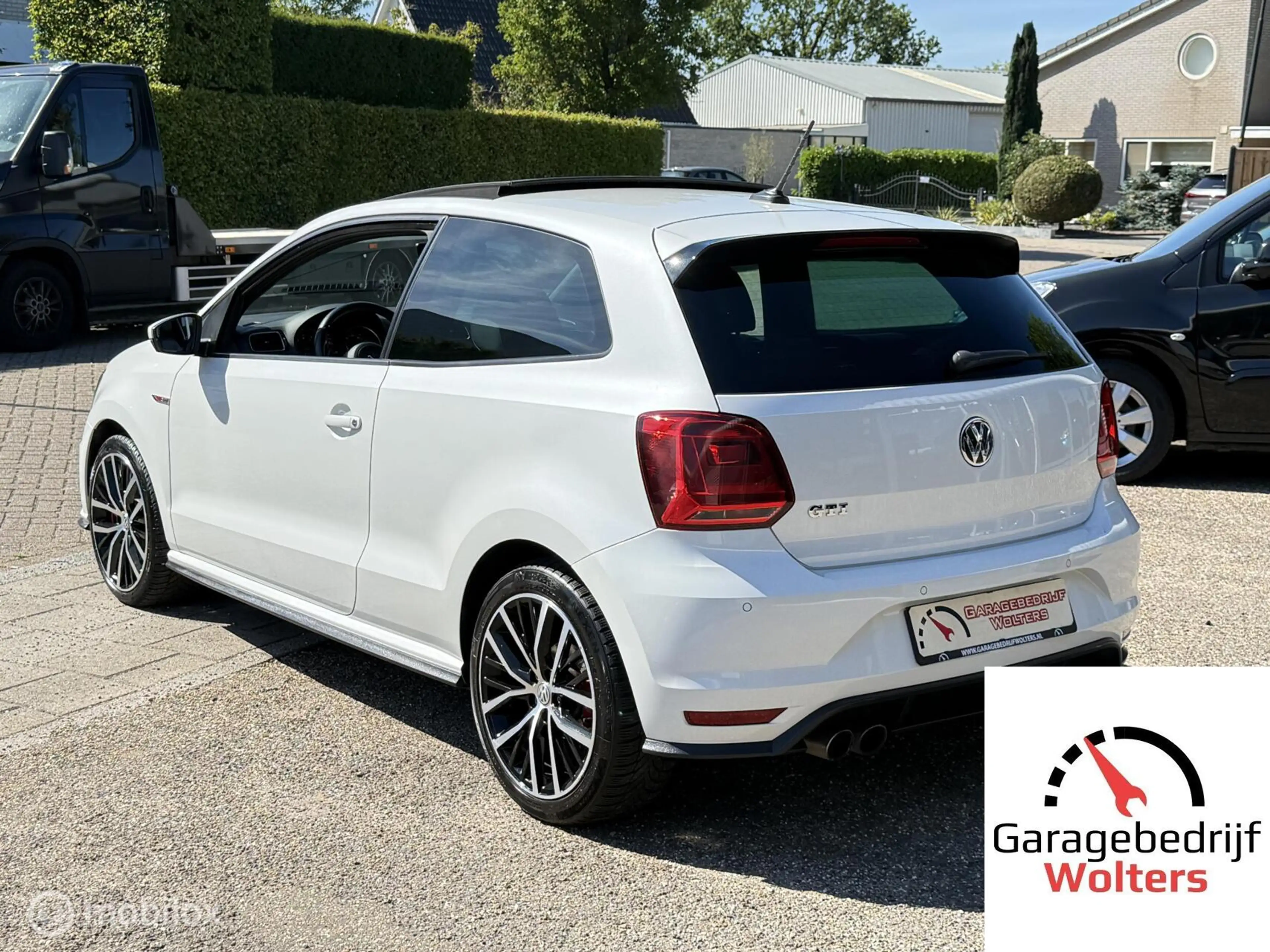 Volkswagen Polo GTI 1.8 TSI VOL OPTIES PANO ALCANTARA DEALER — photo 3