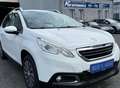 Peugeot 2008 Active AUTOMATIK TEMPOMAT/SHZ/KLIMA/AHK/PDC 1HAND! Weiß - thumbnail 3
