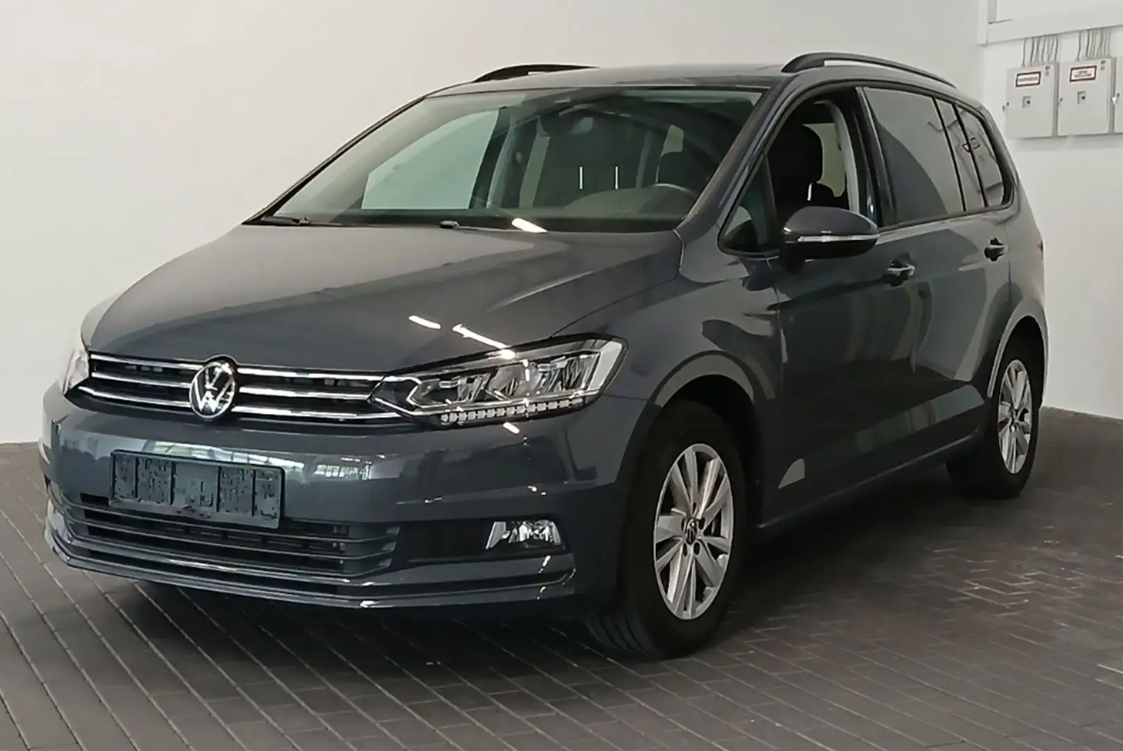 Volkswagen Touran 1,5 TSI LED+Kamera+Panorama+7-Sitzer+ACC Grau - 2