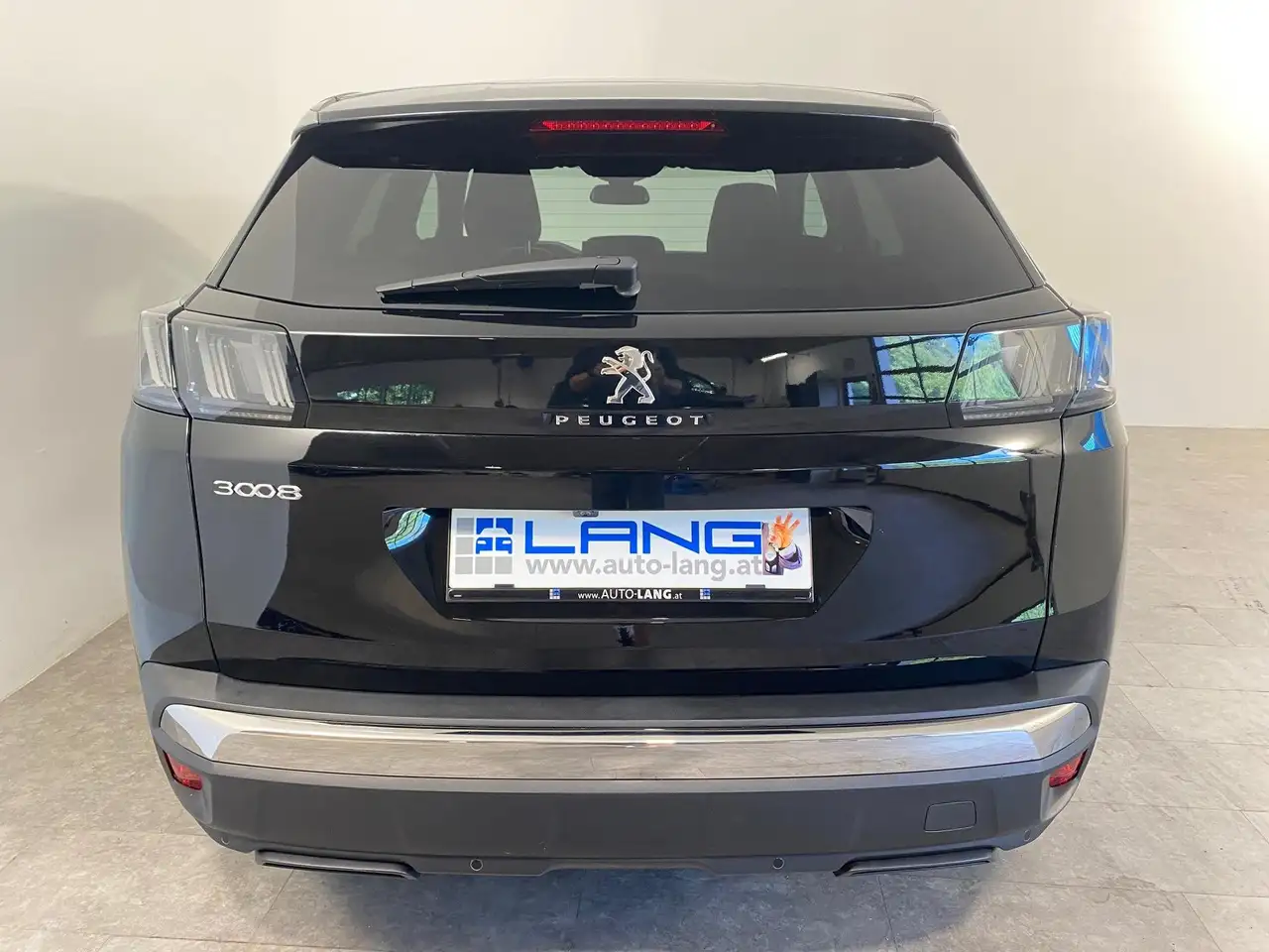 Peugeot 3008 1.2 PureTech 130 Allure LED*NAVI*RFK 96 kW (131... 24