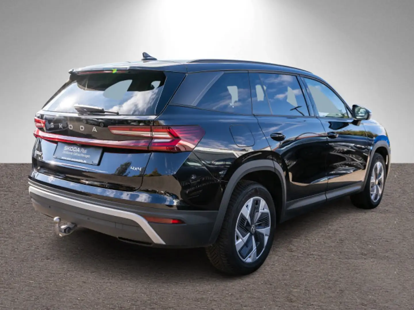 Skoda Kodiaq Selection 4x4 2.0TDI DSG Navi RFK HUD AHK Schwarz - 2
