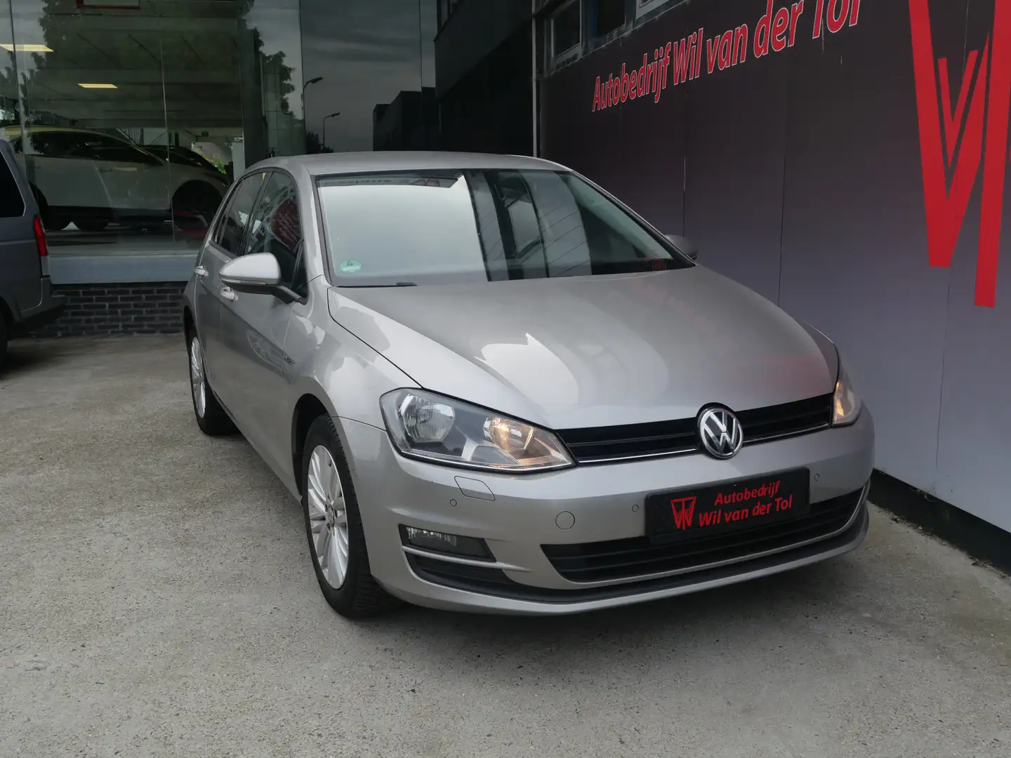 Volkswagen Golf 1.2 TSI CUP EDITION | CLIMA | CRUISE | PARKASSIST Gris - 2