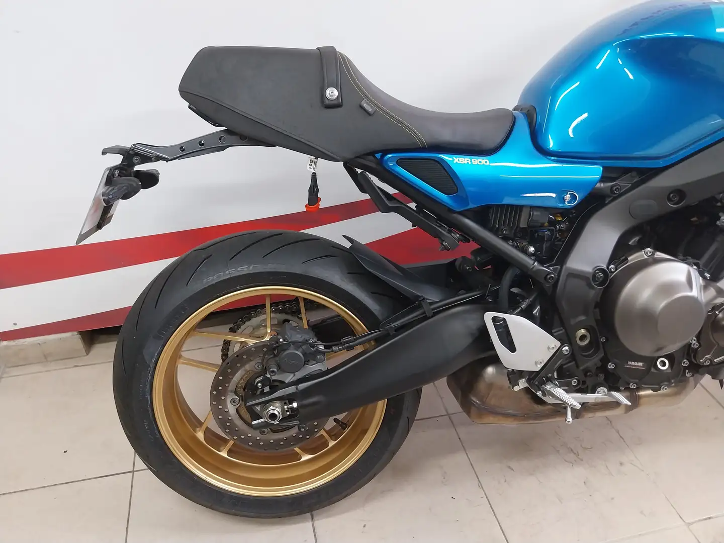 Yamaha XSR 900 Bleu - 2