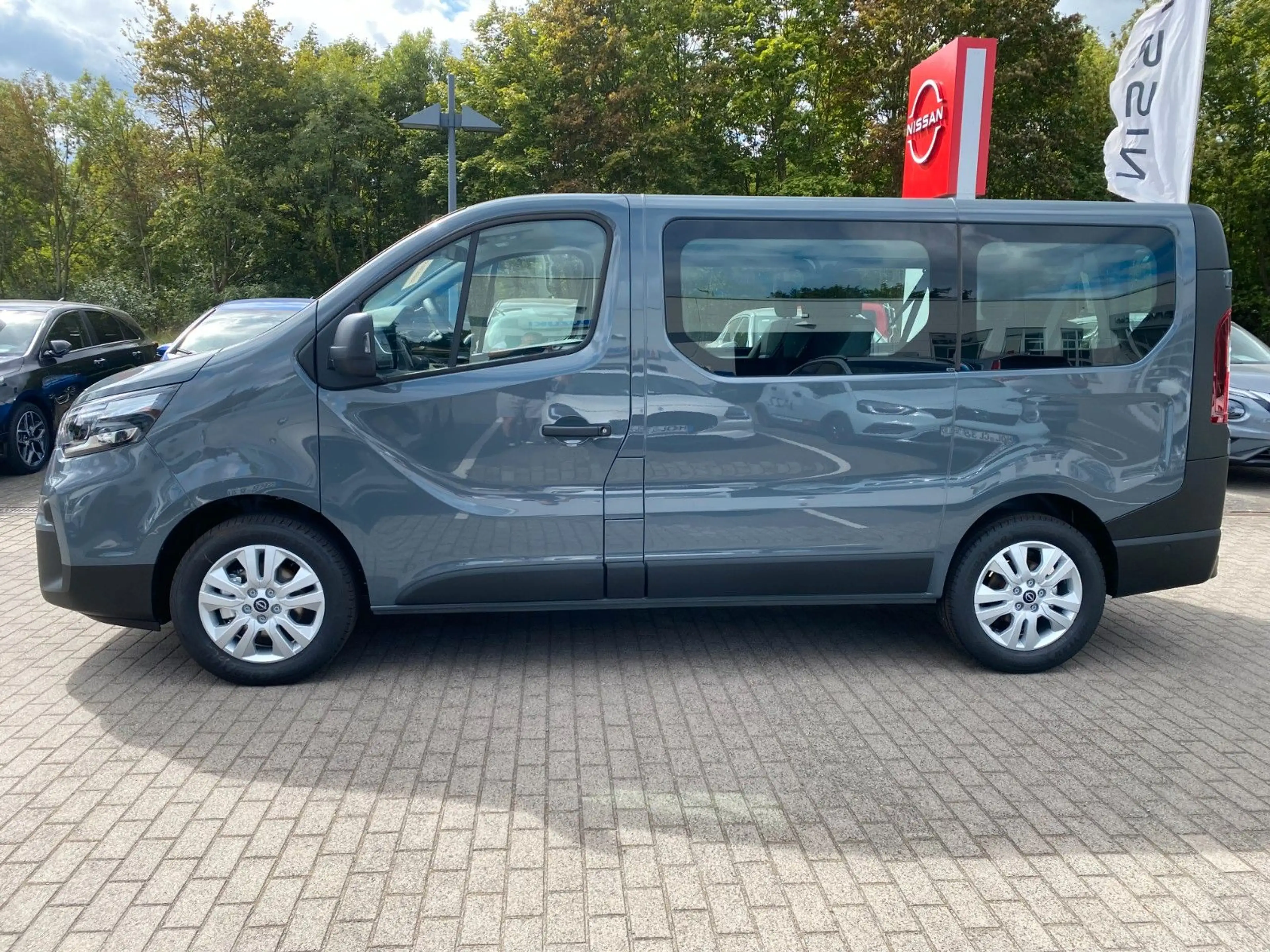 Nissan Primastar Kombi/9-Sitzer/N-Connecta — photo 2