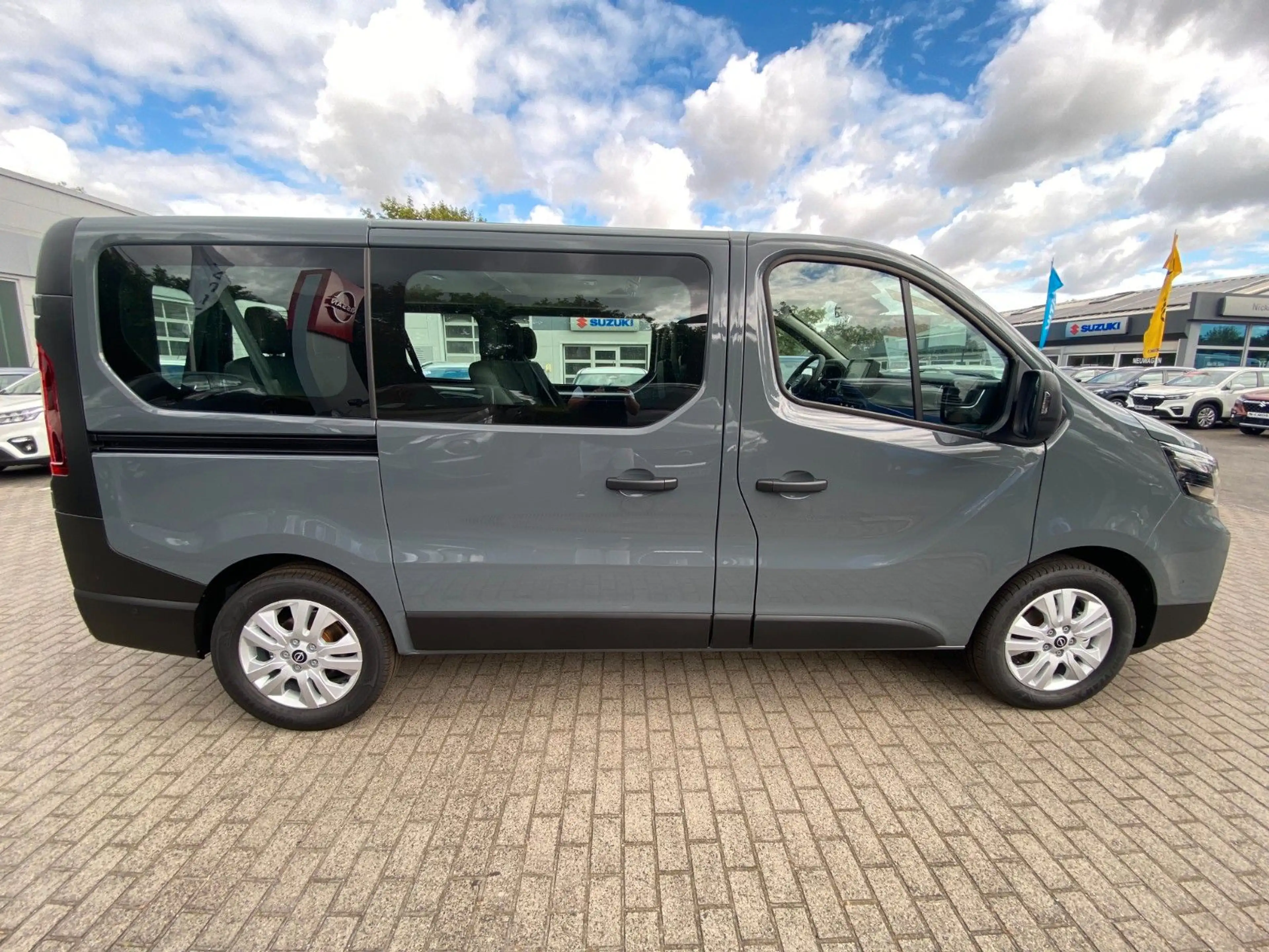 Nissan Primastar Kombi/9-Sitzer/N-Connecta — photo 3