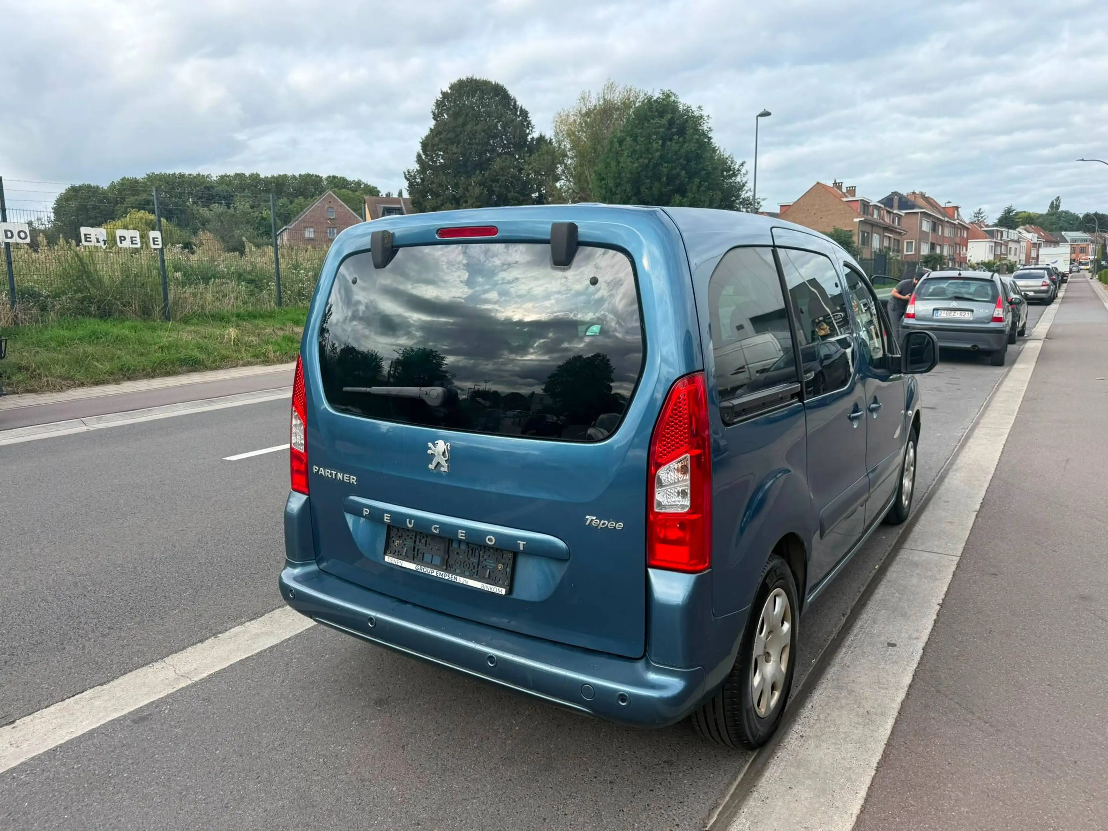 Peugeot Partner Partner Tepee 1.6 e-HDi Active STT — photo 5