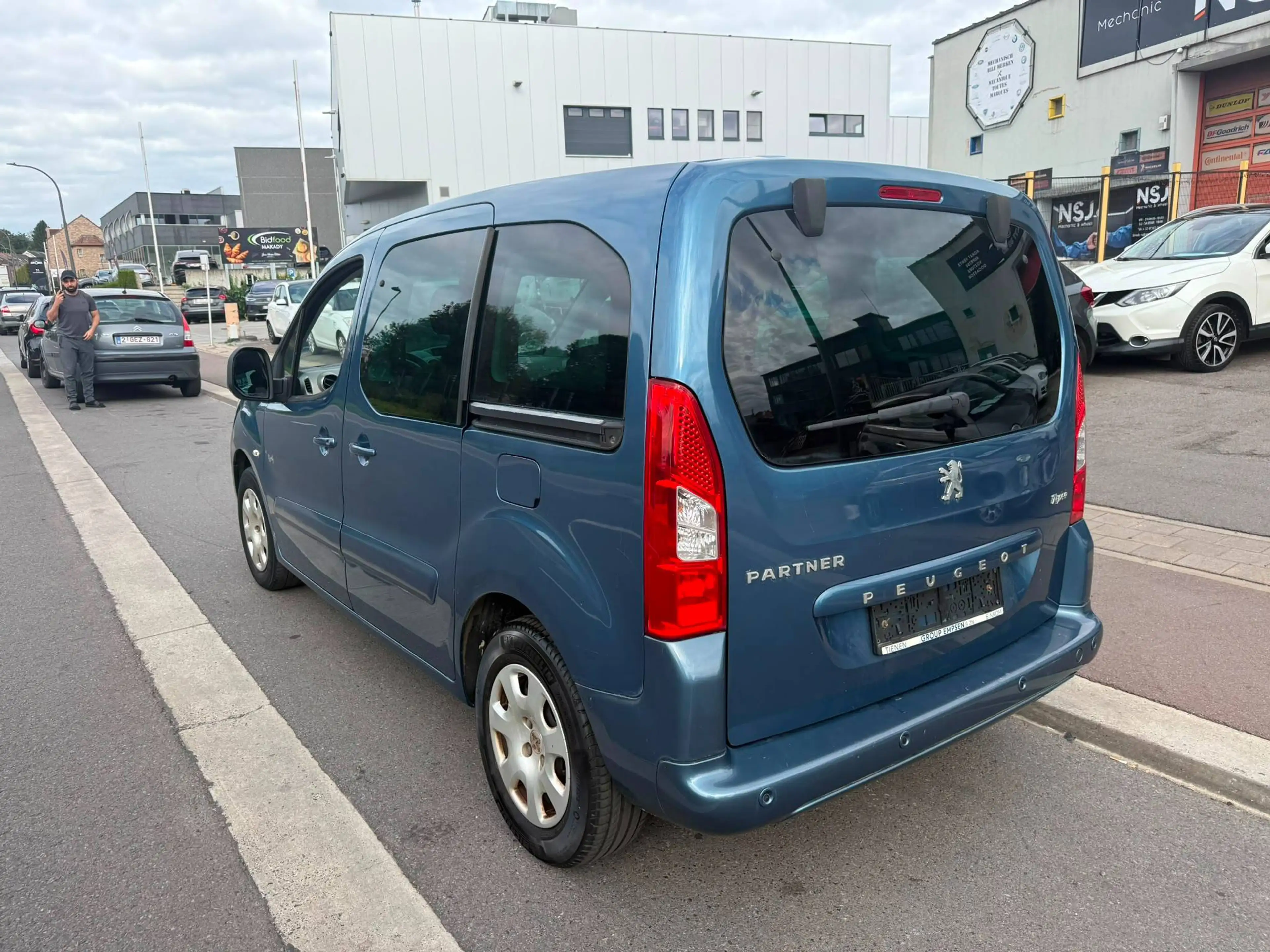 Peugeot Partner Partner Tepee 1.6 e-HDi Active STT — photo 7