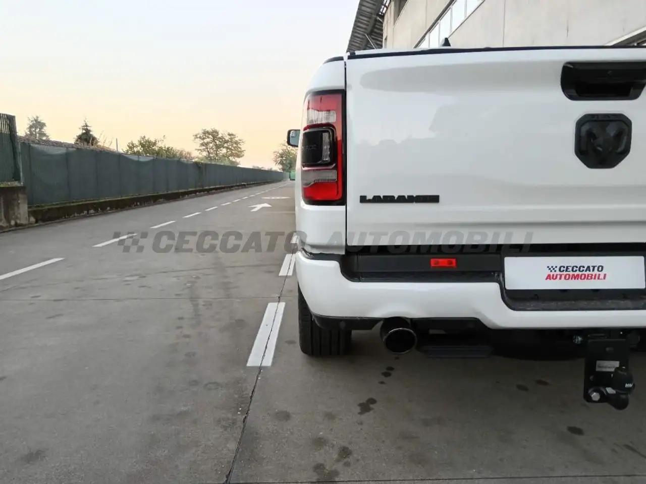Dodge RAM 2023 — фото 10