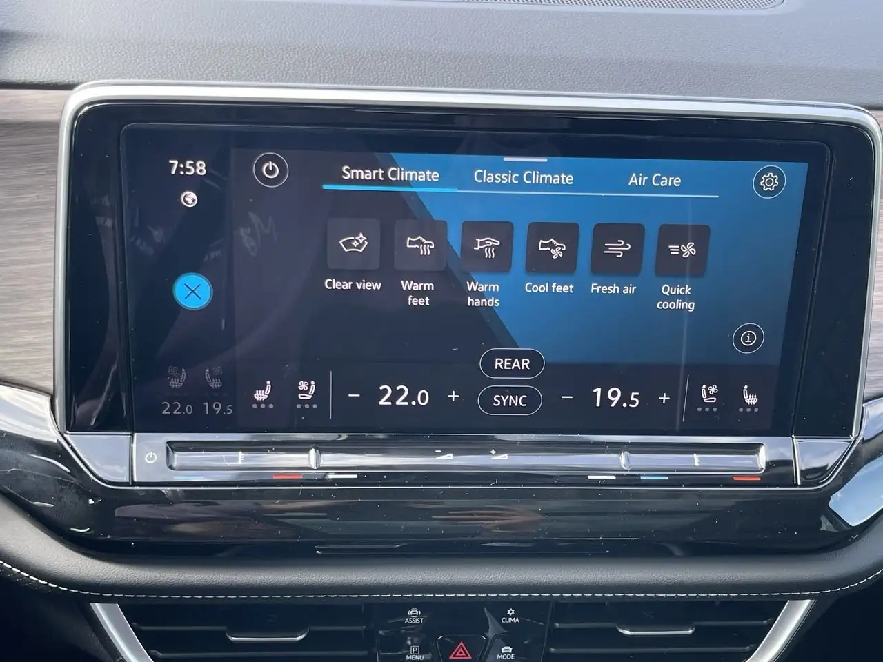 Volkswagen Atlas снимка Volkswagen Atlas