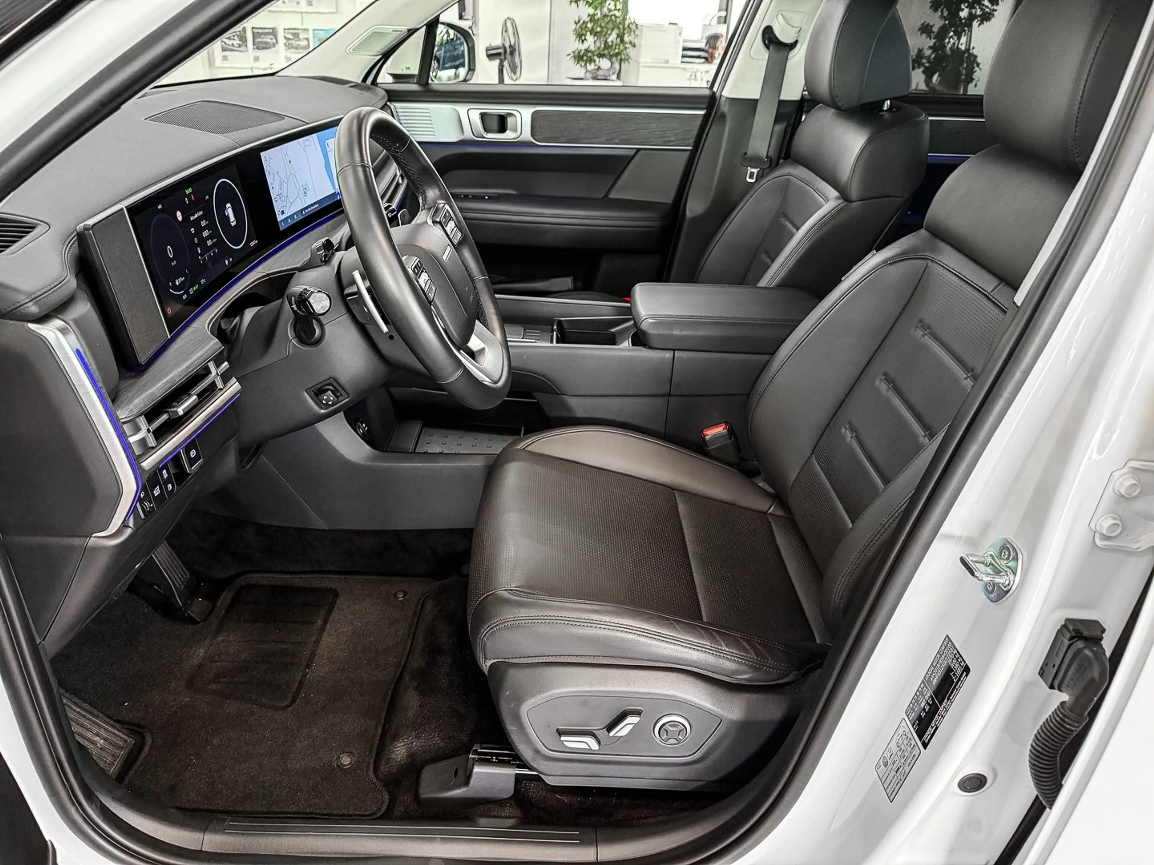 Hyundai SANTA FE SIGNATURE 1.6 T-GDI 6-AT 4WD HUD 360°Kam.20" LMR D — photo 16